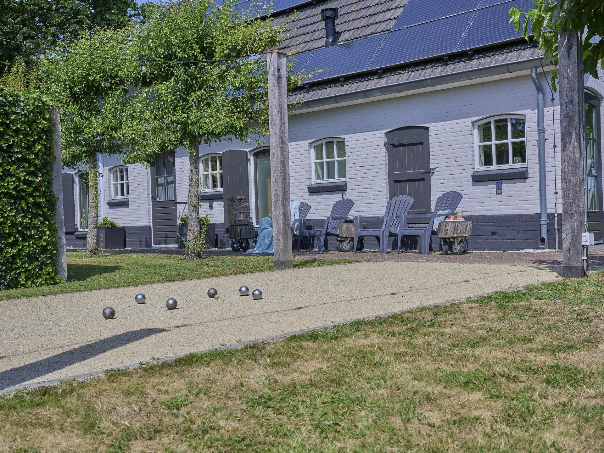 Wellnessvilla met sauna en hottub op het Sallandse platteland - foto 59