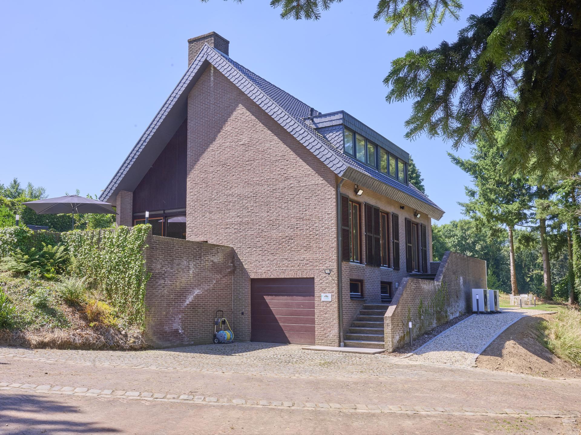 Luxe wellnessvilla met tuin in bosrijk Limburg, 8 pers. - foto 27