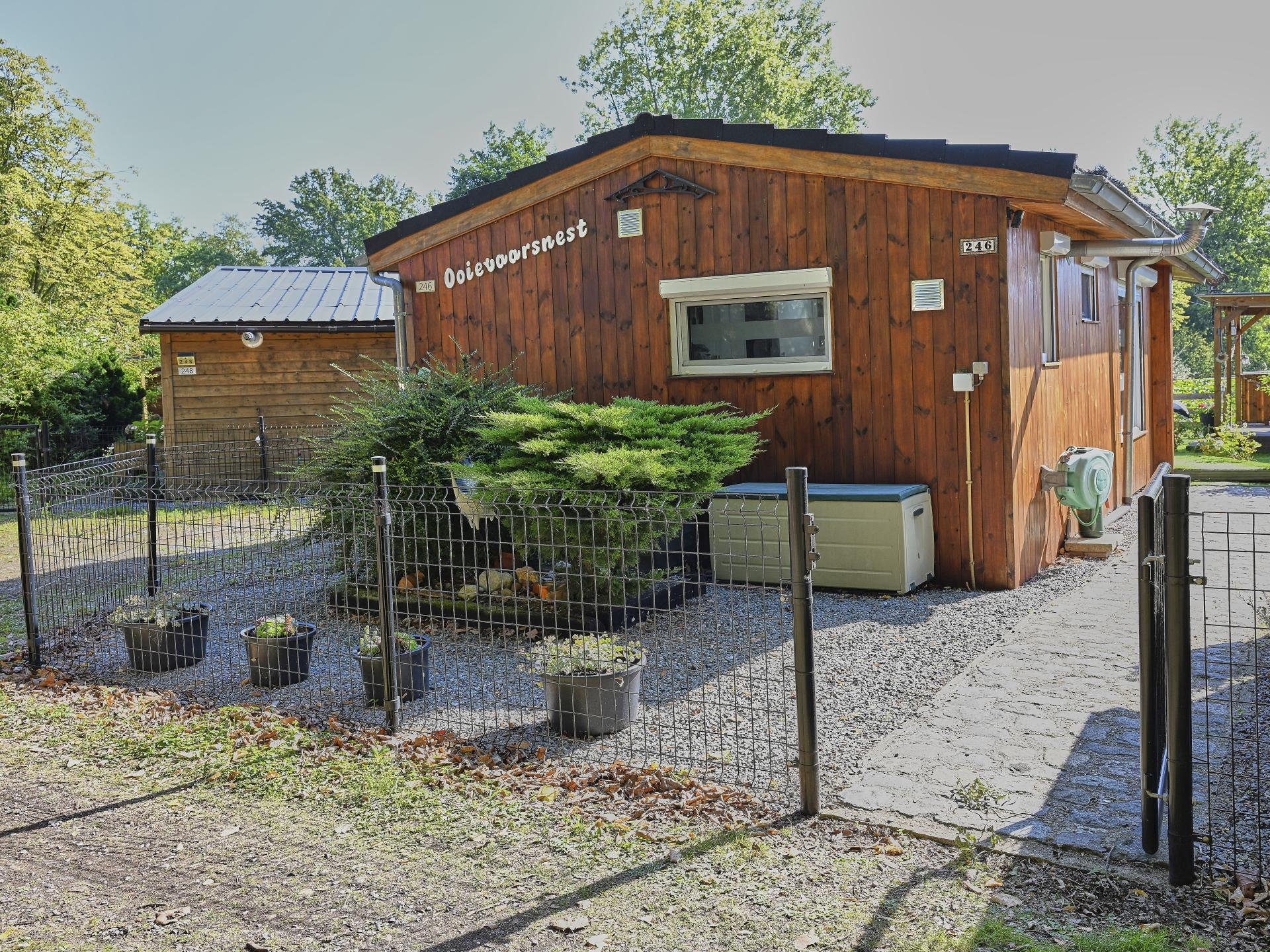 Vrijstaand chalet voor 2 personen in het centrum van Geel - foto 23