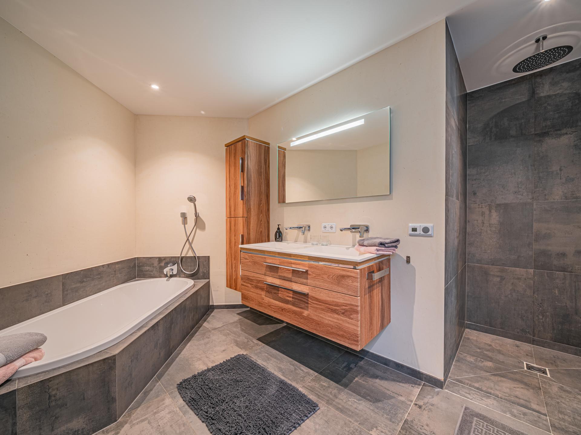 Modern appartement in Jochberg met tuin, 500m van de piste en skigebied KitzSki - foto 4
