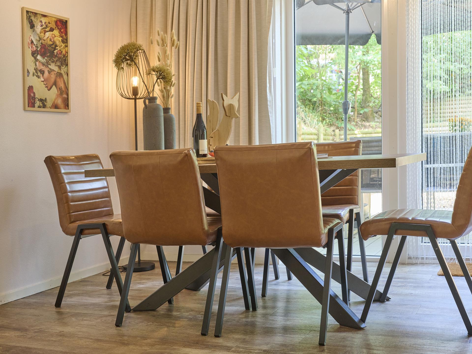 Luxe vakantiehuis De Linde op rustig bospark, 90m van centrum Nunspeet - foto 6