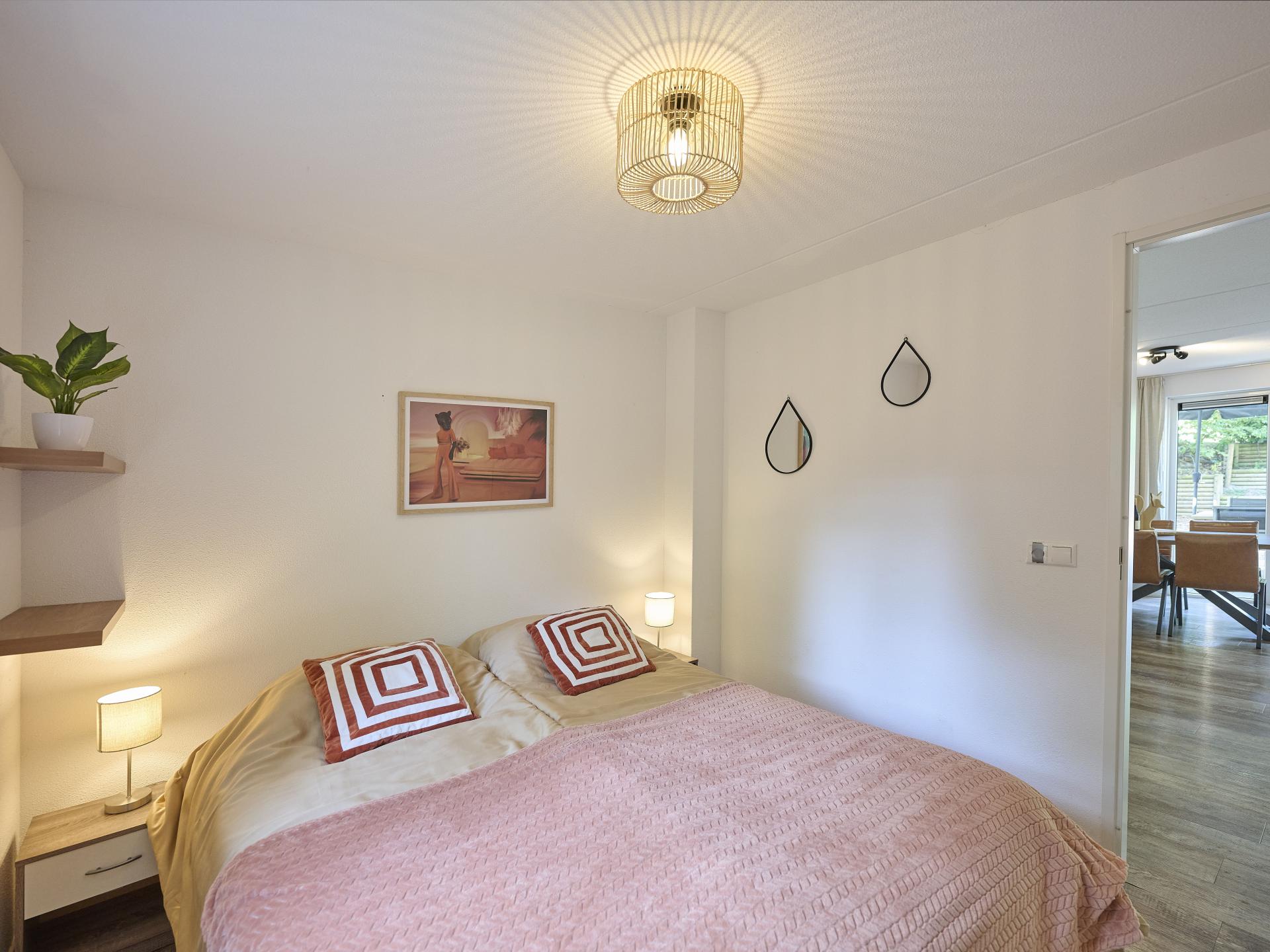 Luxe vakantiehuis De Linde op rustig bospark, 90m van centrum Nunspeet - foto 9