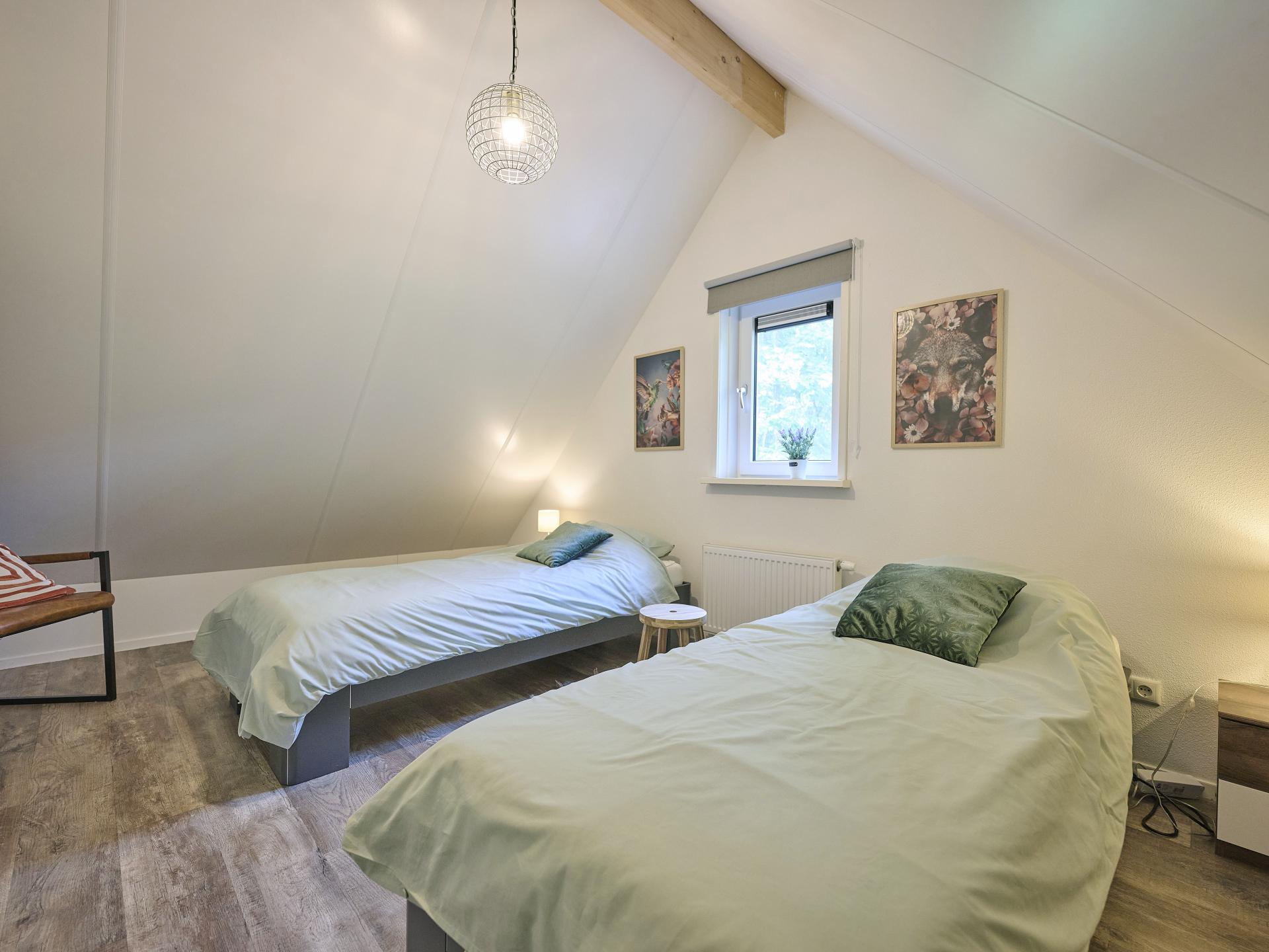 Luxe vakantiehuis De Linde op rustig bospark, 90m van centrum Nunspeet - foto 14
