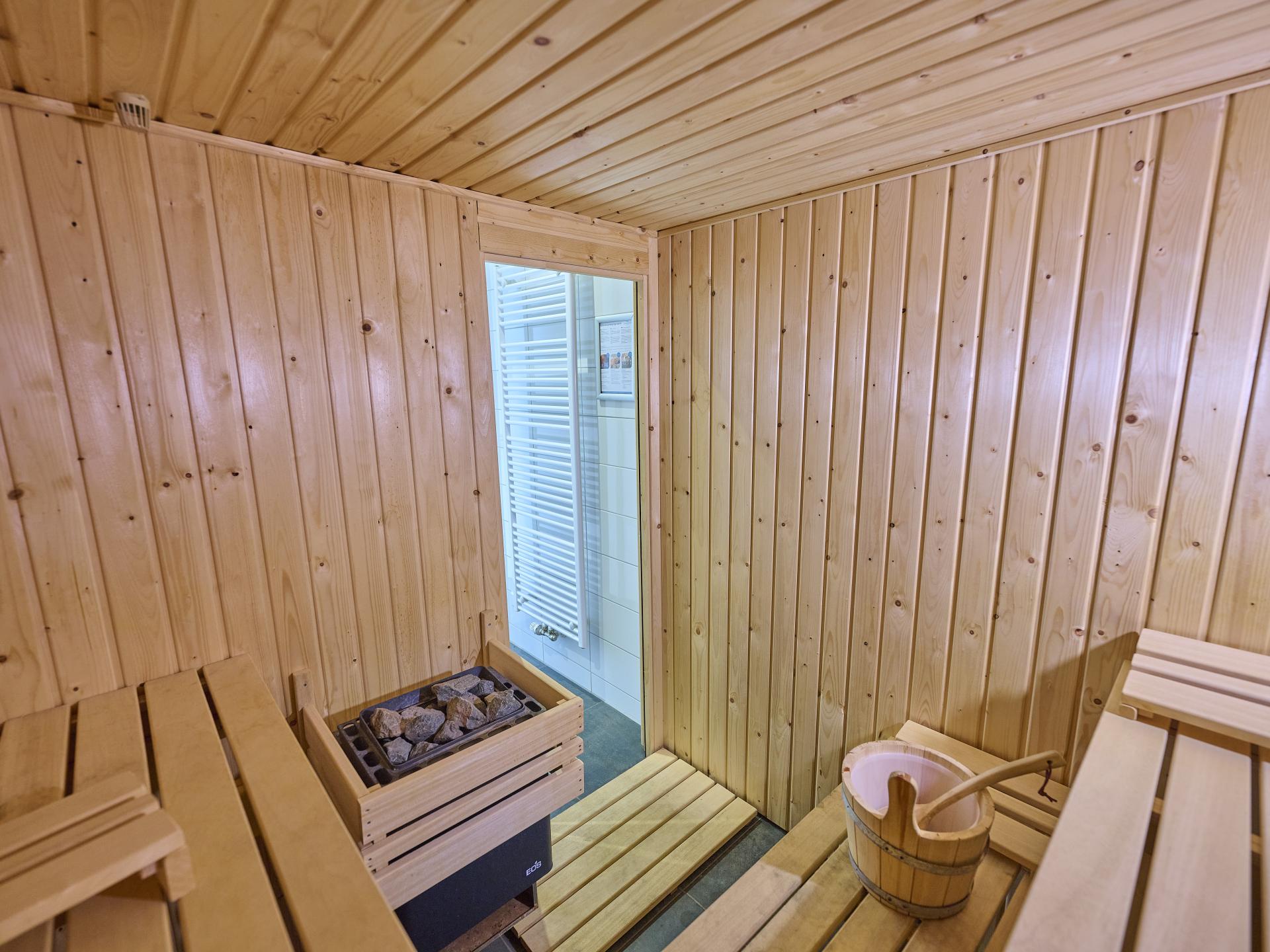 Wellnessvilla met sauna en tuin op 500m van het strand in Colijnsplaat - foto 3