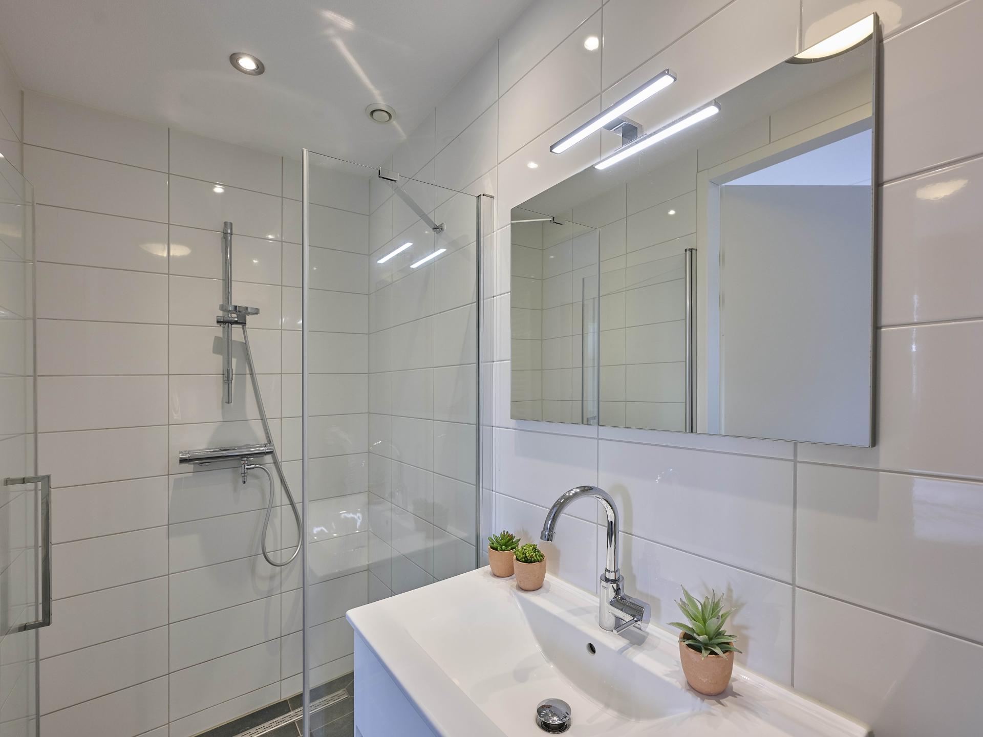 Wellnessvilla met sauna en tuin op 500m van het strand in Colijnsplaat - foto 15