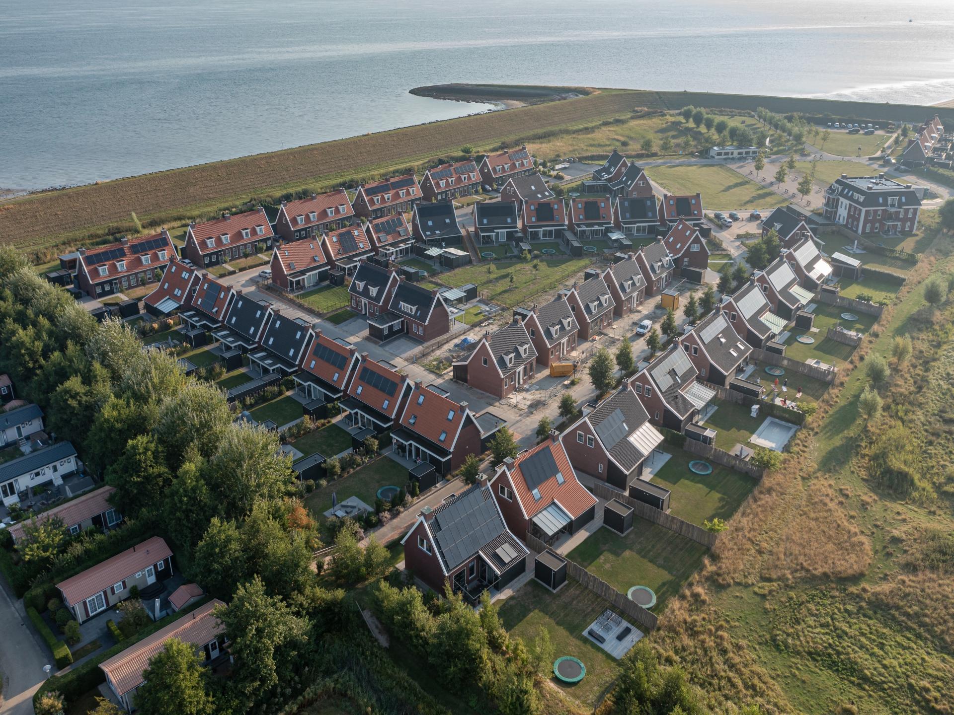 Wellnessvilla met sauna en tuin op 500m van het strand in Colijnsplaat - foto 28