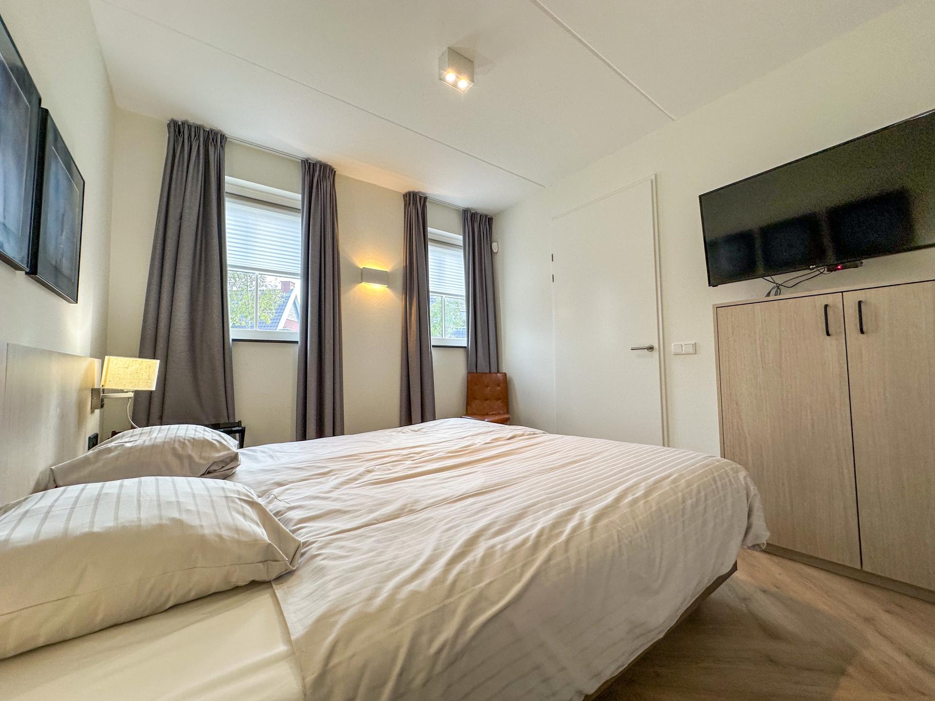 Luxe 8-persoonsappartement met sauna en spa, 500m van het strand in Colijnsplaat - foto 21