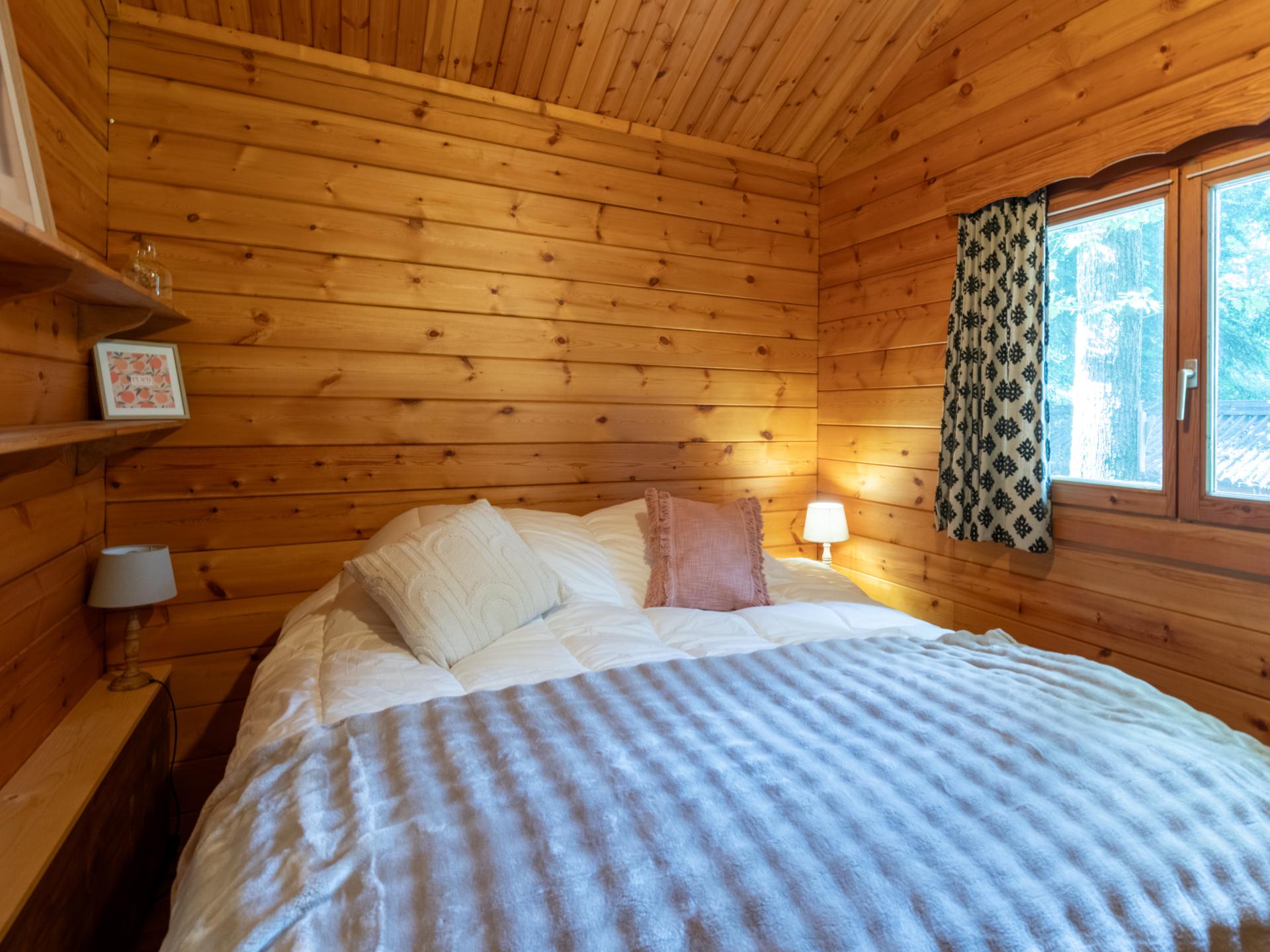 Vrijstaand chalet voor 4 in de natuur van Biron, Ardennen - foto 13