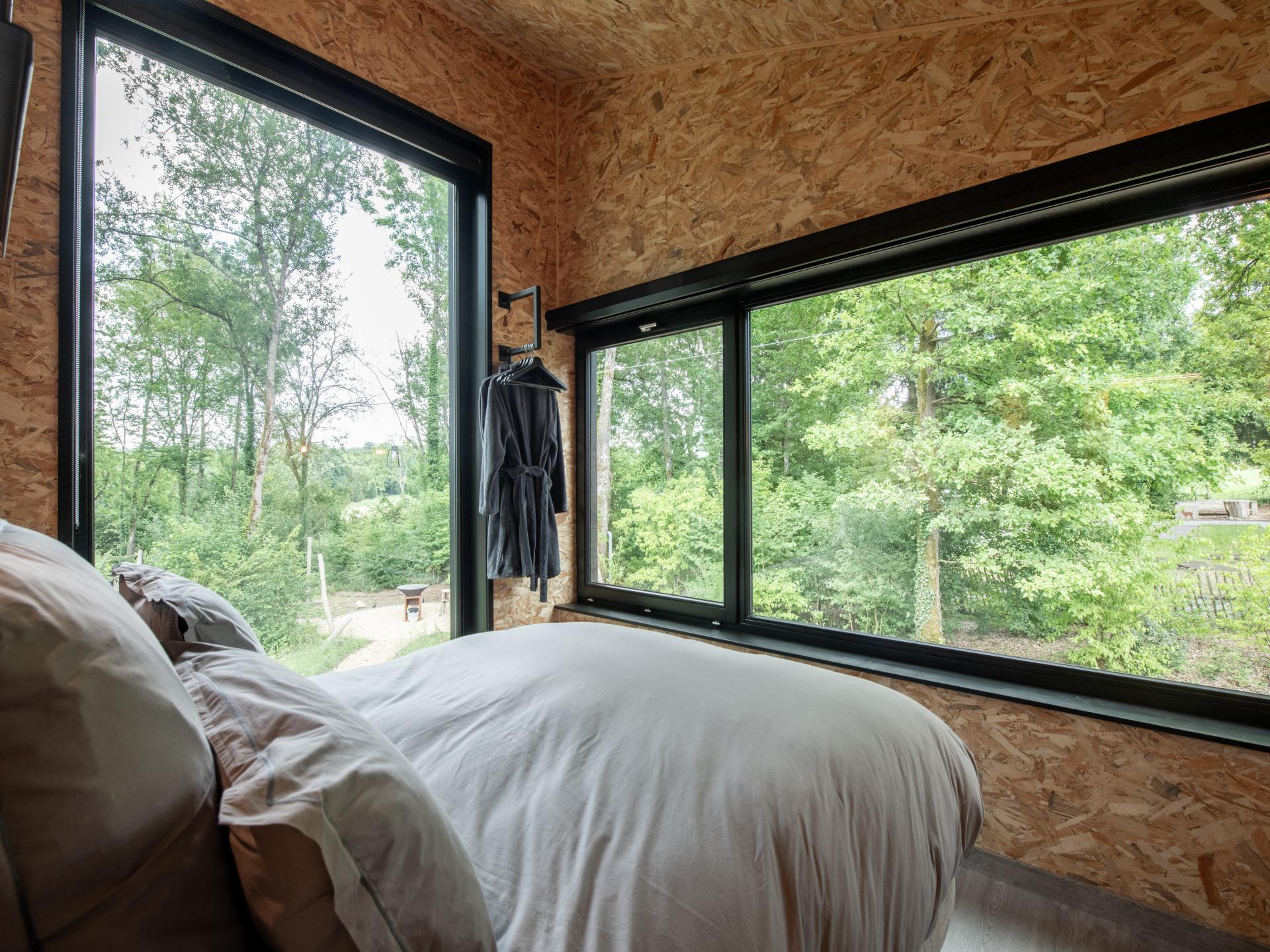 Uniek vakantiedomein voor 16 personen met privé tuinpark en wellness in Biron - foto 4