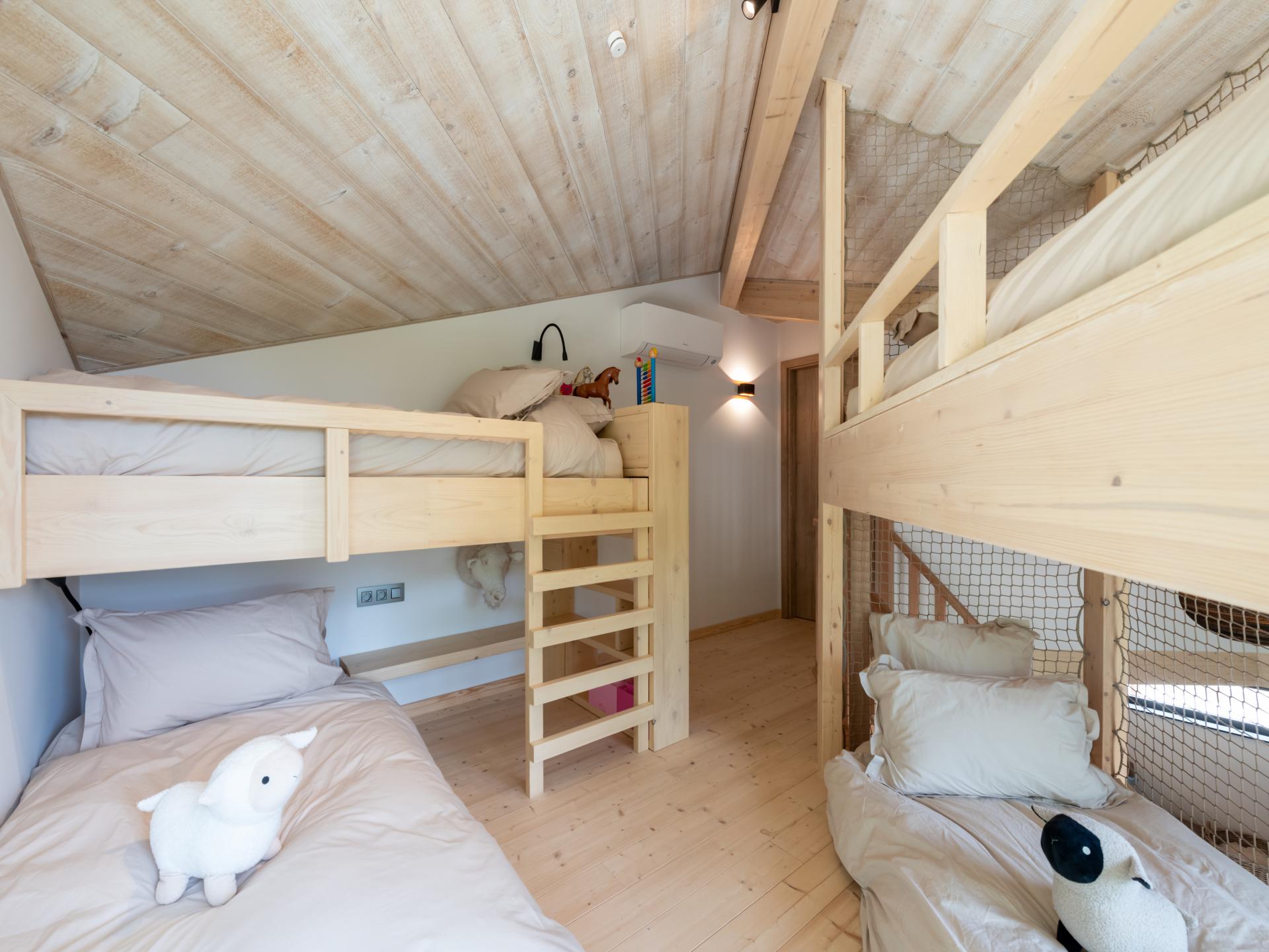 Uniek vakantiedomein voor 16 personen met privé tuinpark en wellness in Biron - foto 26