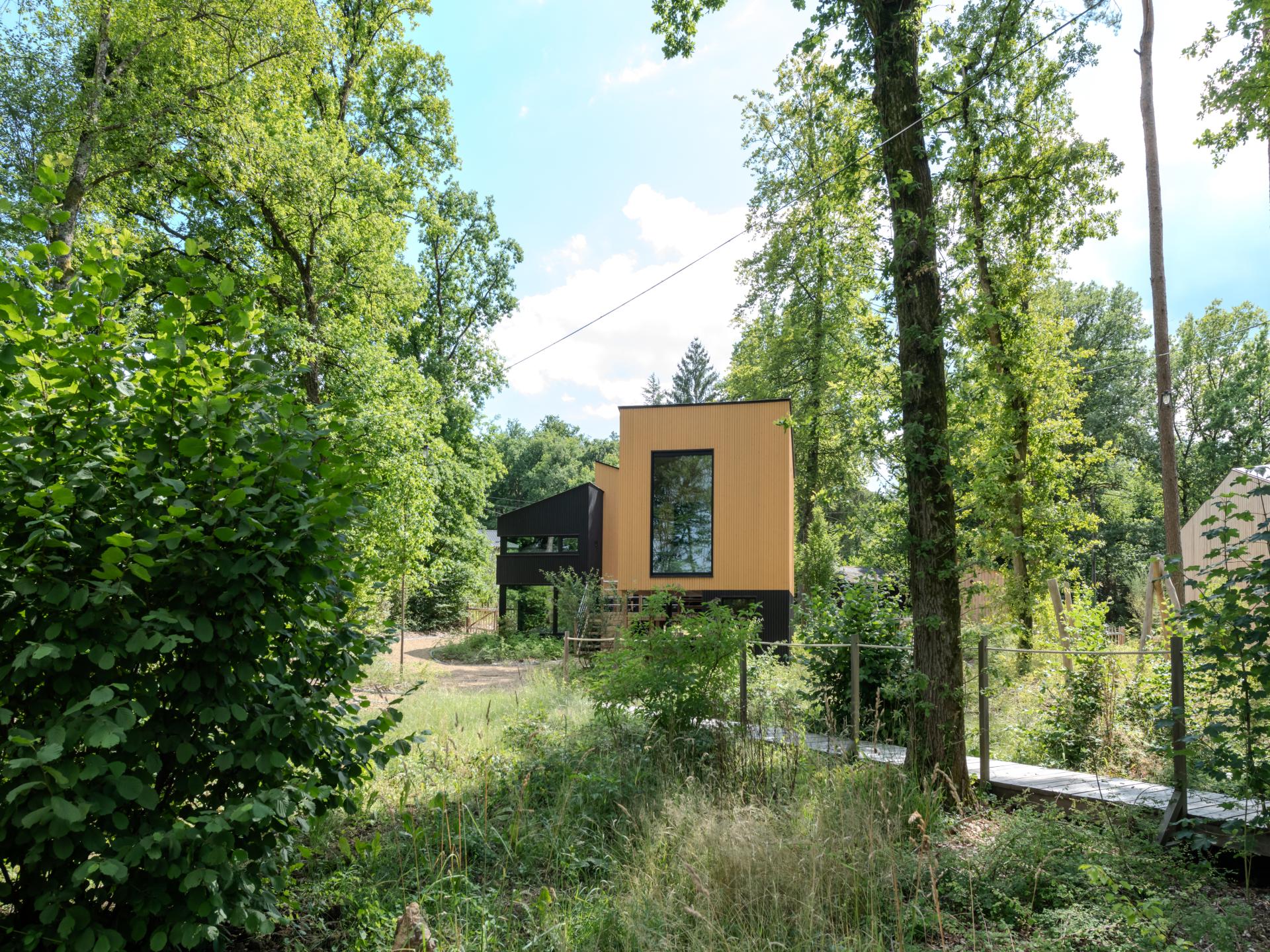 Uniek vakantiedomein voor 16 personen met privé tuinpark en wellness in Biron - foto 40