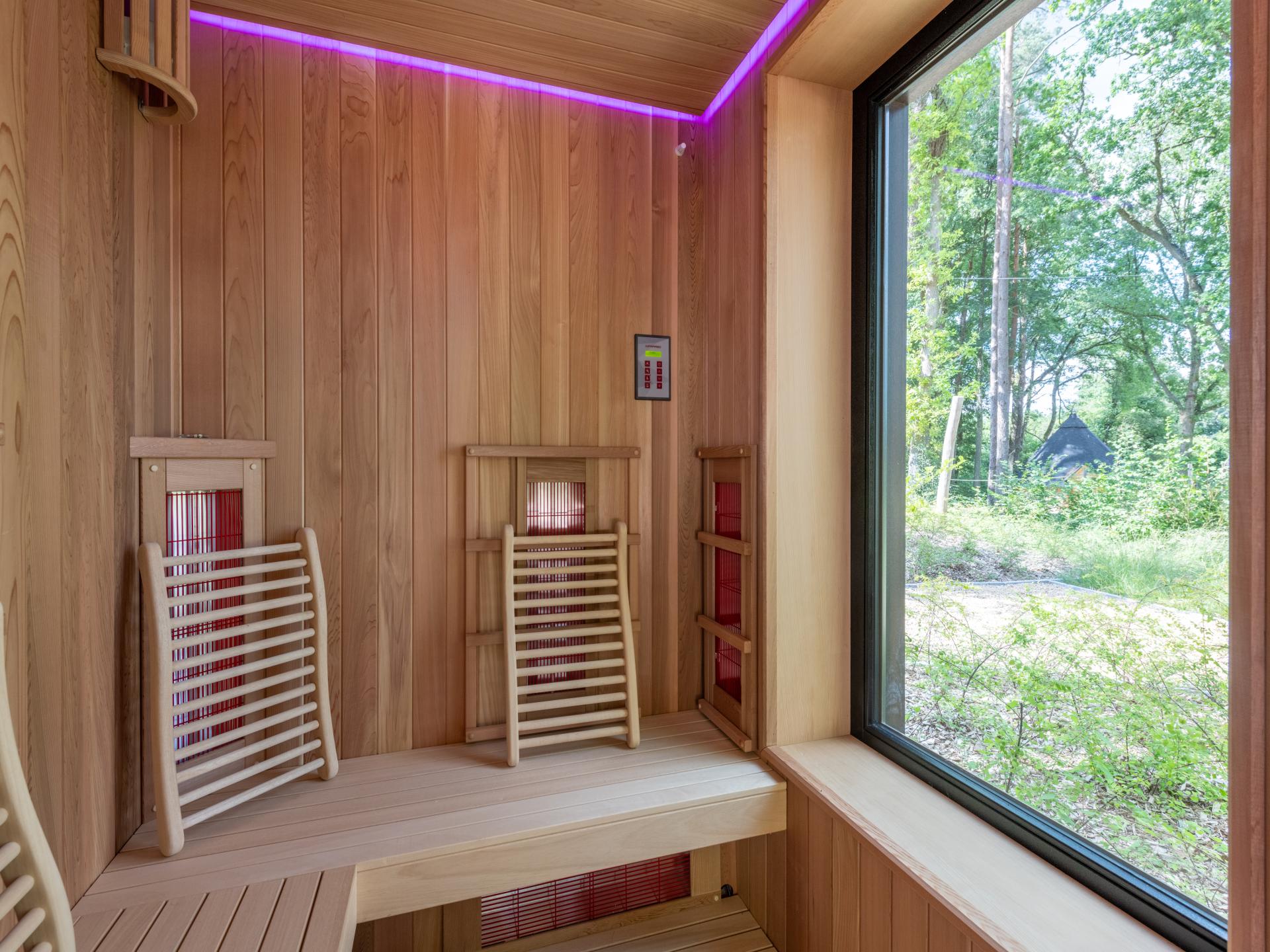 Uniek vakantiedomein voor 16 personen met privé tuinpark en wellness in Biron - foto 5