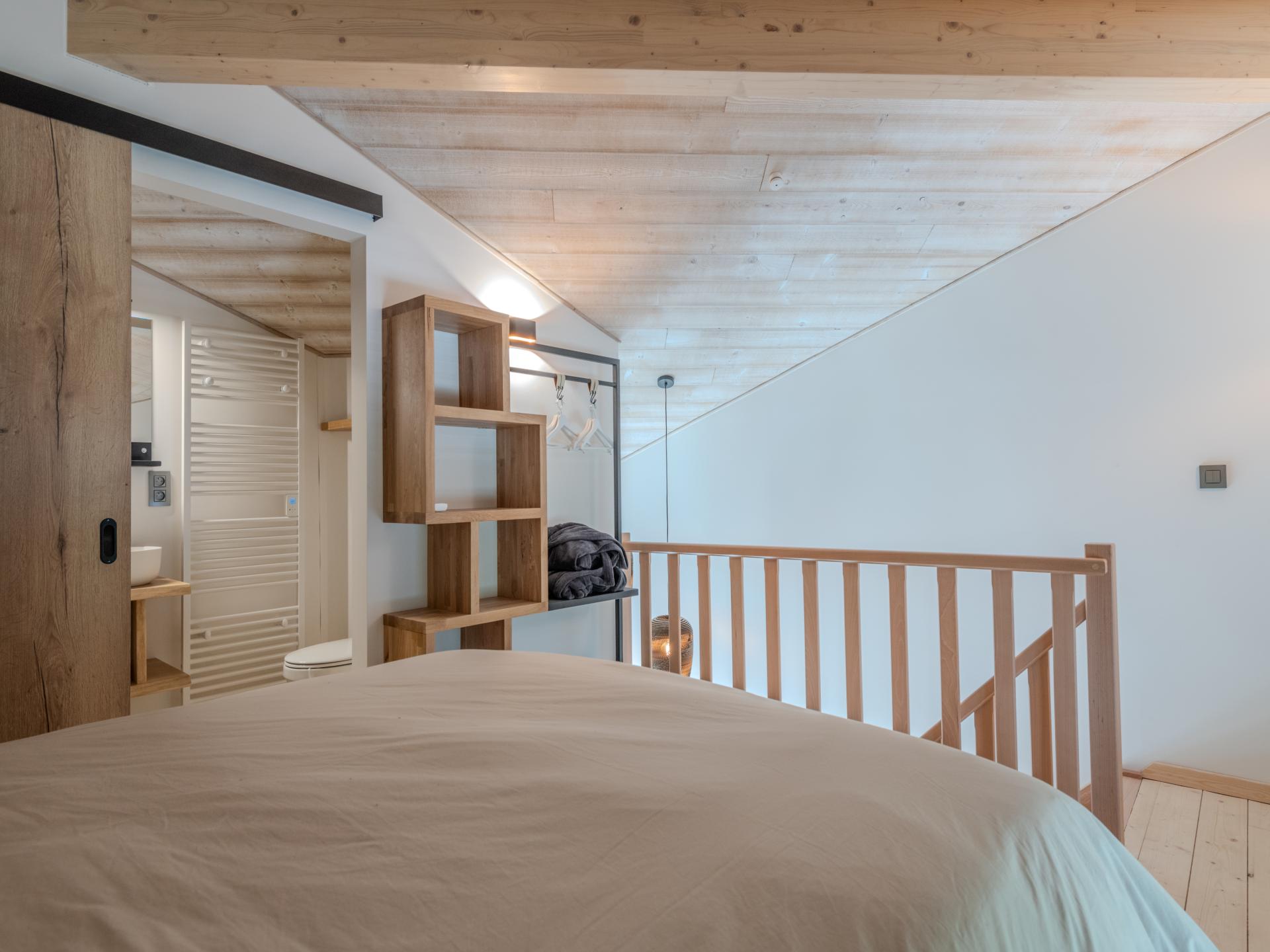 Uniek vakantiedomein voor 16 personen met privé tuinpark en wellness in Biron - foto 18