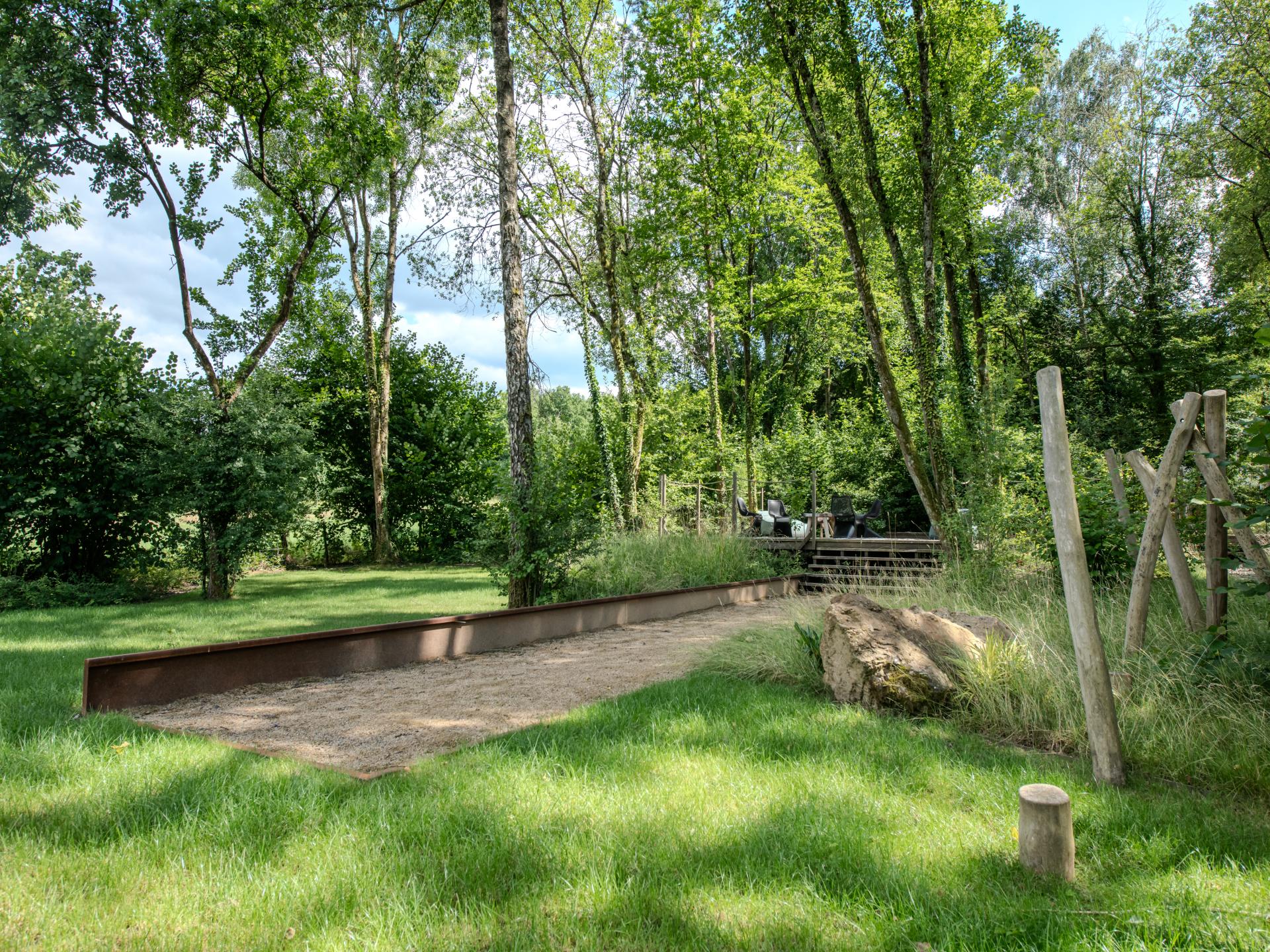 Uniek vakantiedomein voor 16 personen met privé tuinpark en wellness in Biron - foto 28