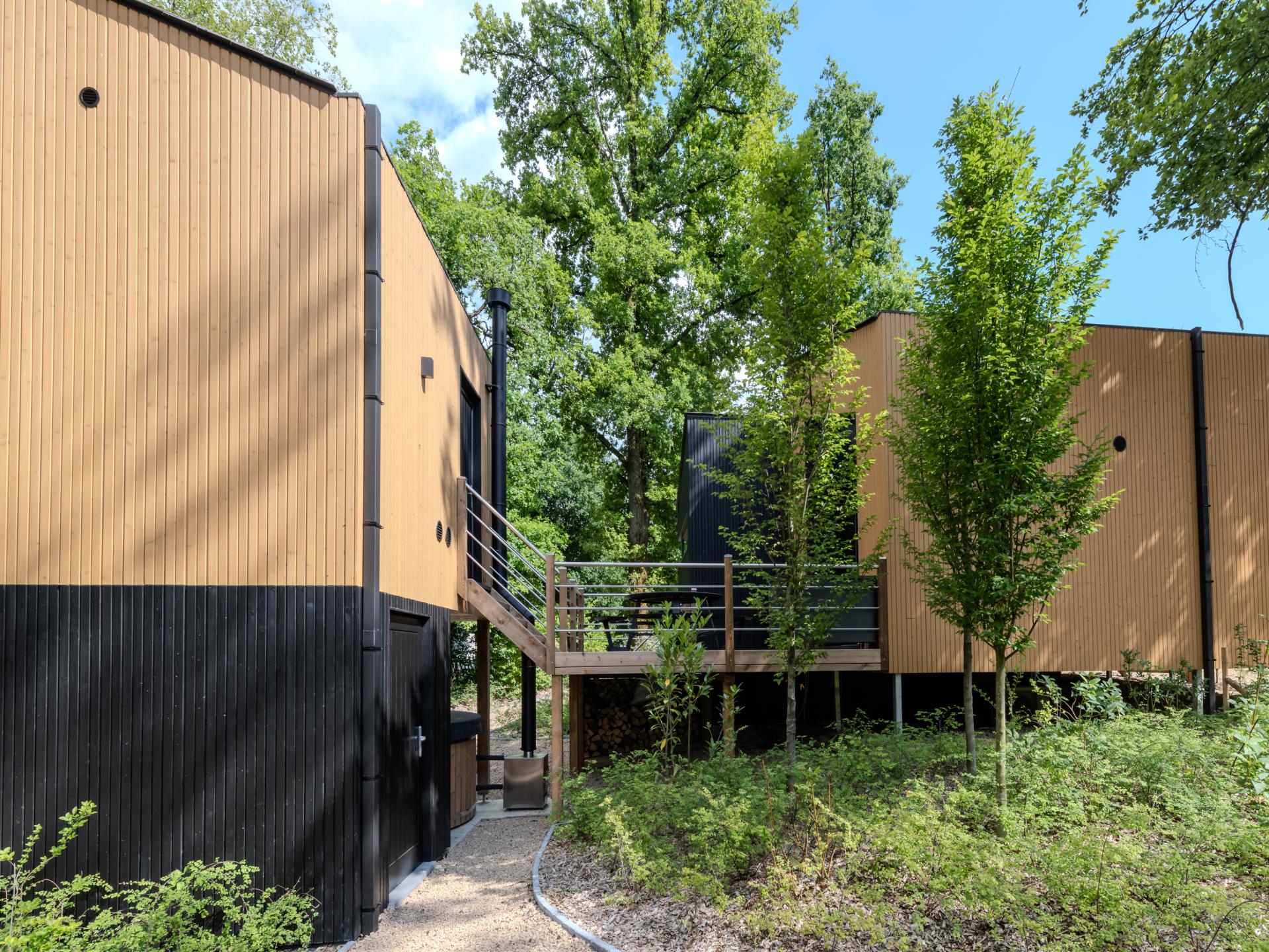 Uniek vakantiedomein voor 16 personen met privé tuinpark en wellness in Biron - foto 41