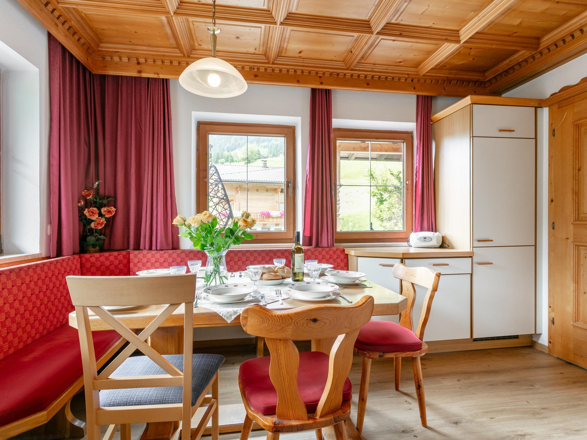 Gezinsvakantiehuis in Alpbach direct aan de piste met hond - foto 25