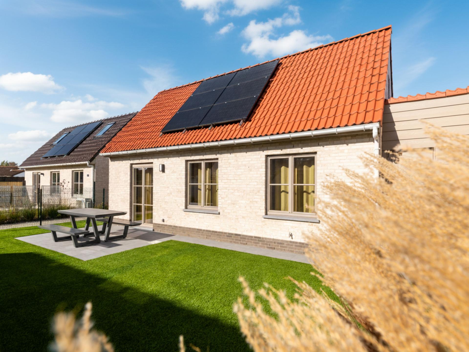 Vrijstaand vakantiehuis met tuin op 2,5 km van het strand van Koksijde - foto 1