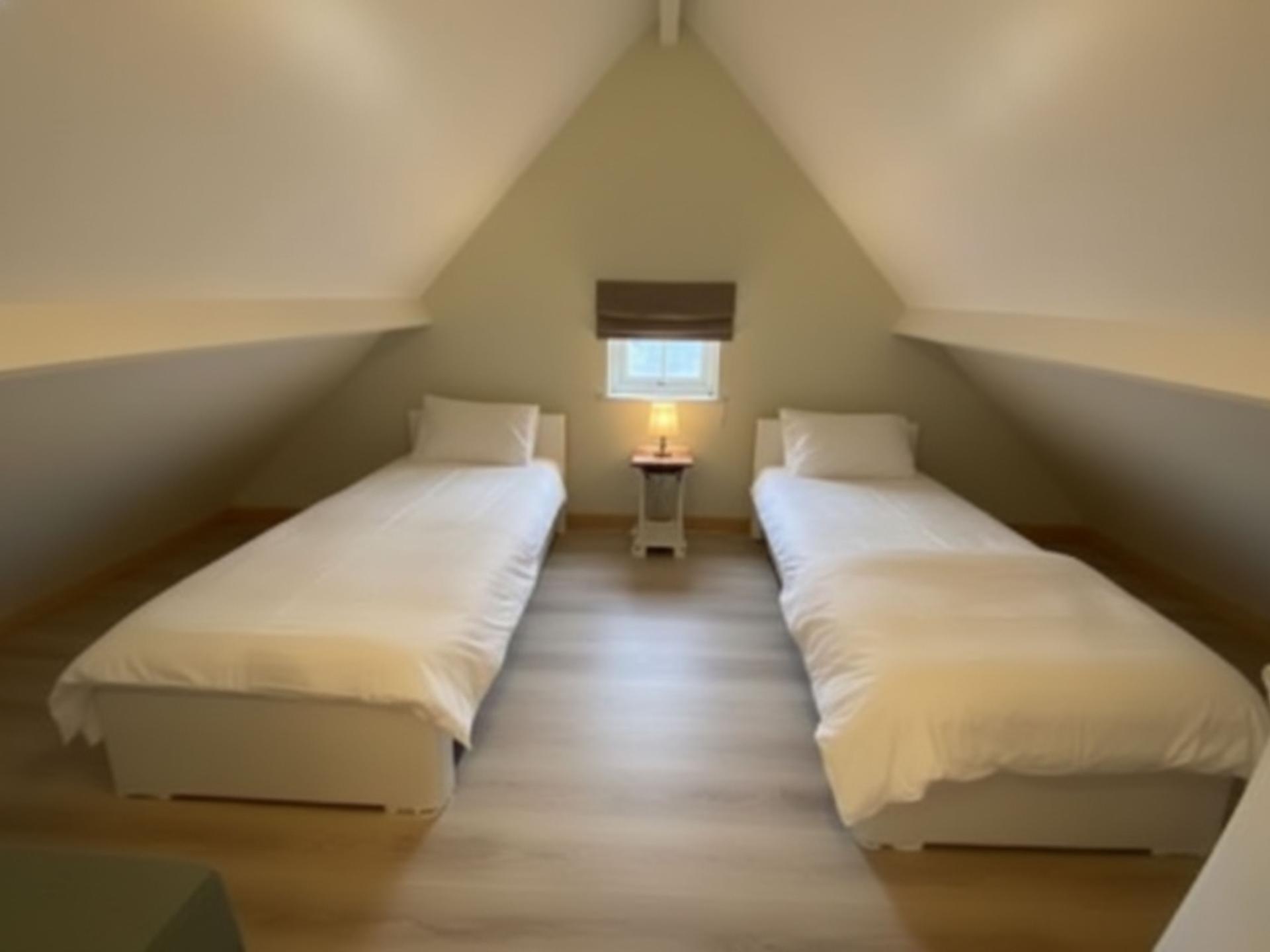 Licht vakantiehuis voor 6 personen met zonnige tuin, 2,5 km van het strand - foto 12