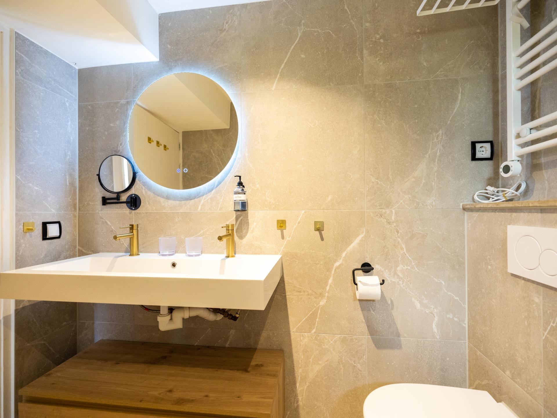 Sfeervol vakantiehuis met privé sauna in hartje Warmenhuizen - foto 16