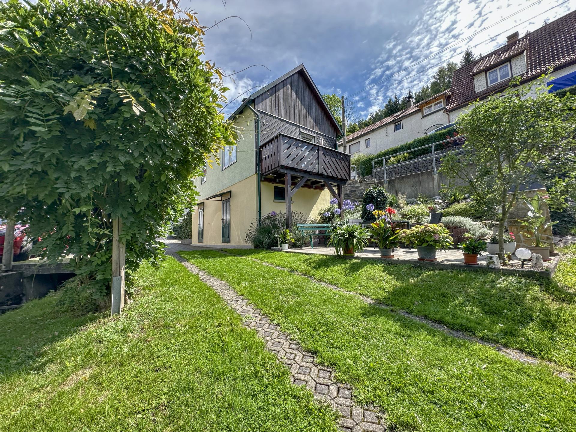 Vrijstaand vakantiehuis met balkon en tuin in het Thüringer Woud - foto 12