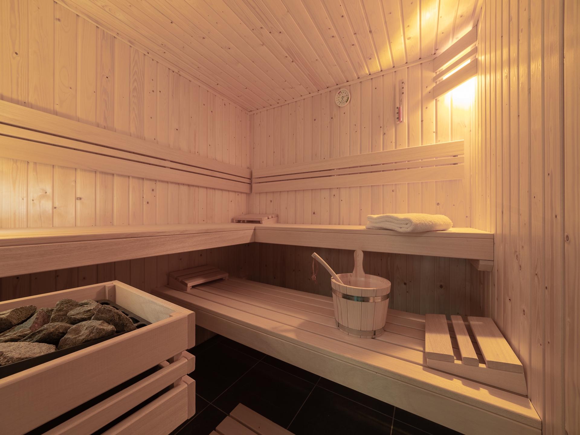 Luxe villa met sauna en bubbelbad, 350m van strand Colijnsplaat - foto 13