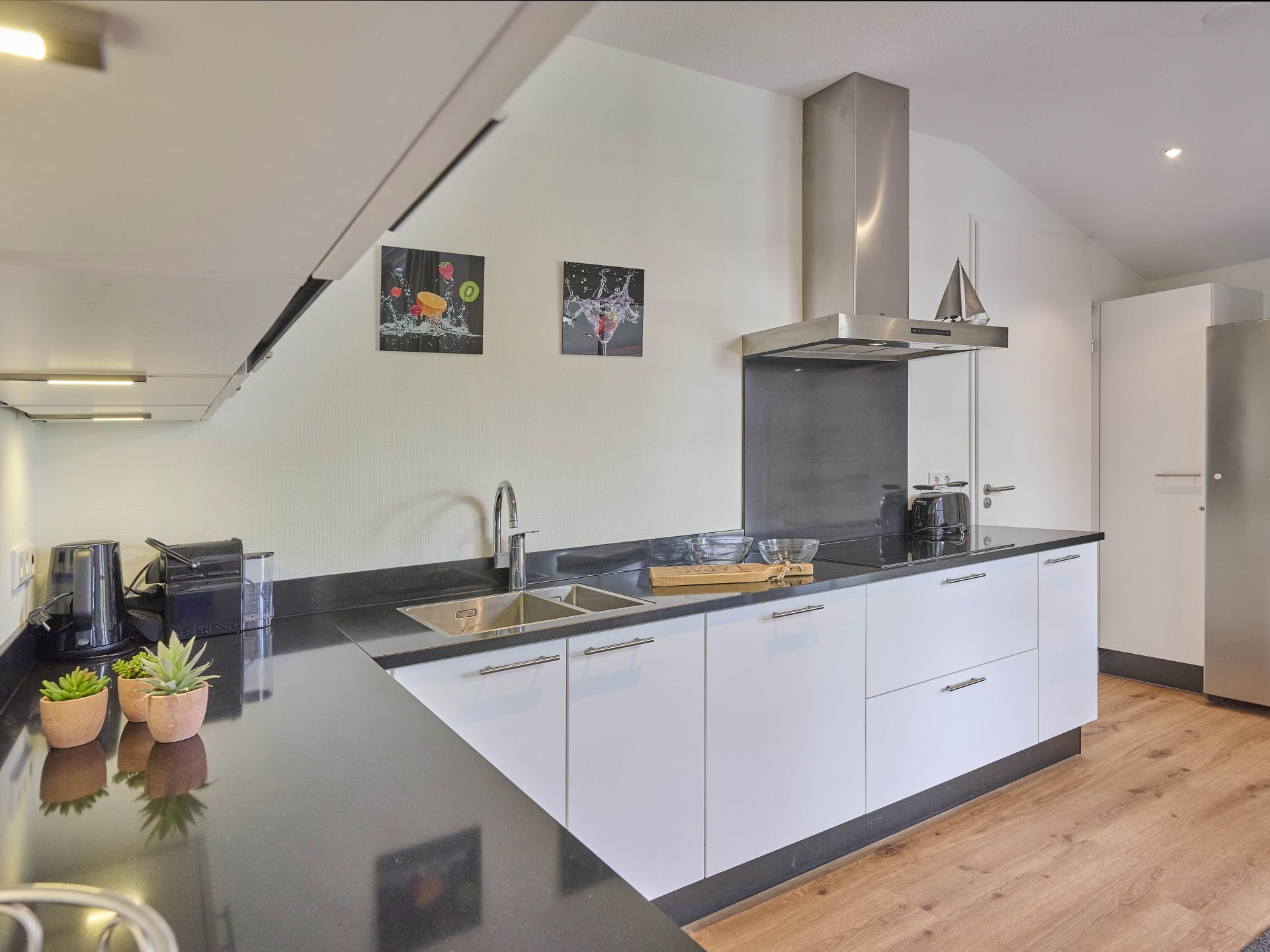 Luxe villa met sauna en spa-bad op 350m van het strand in Colijnsplaat - foto 8