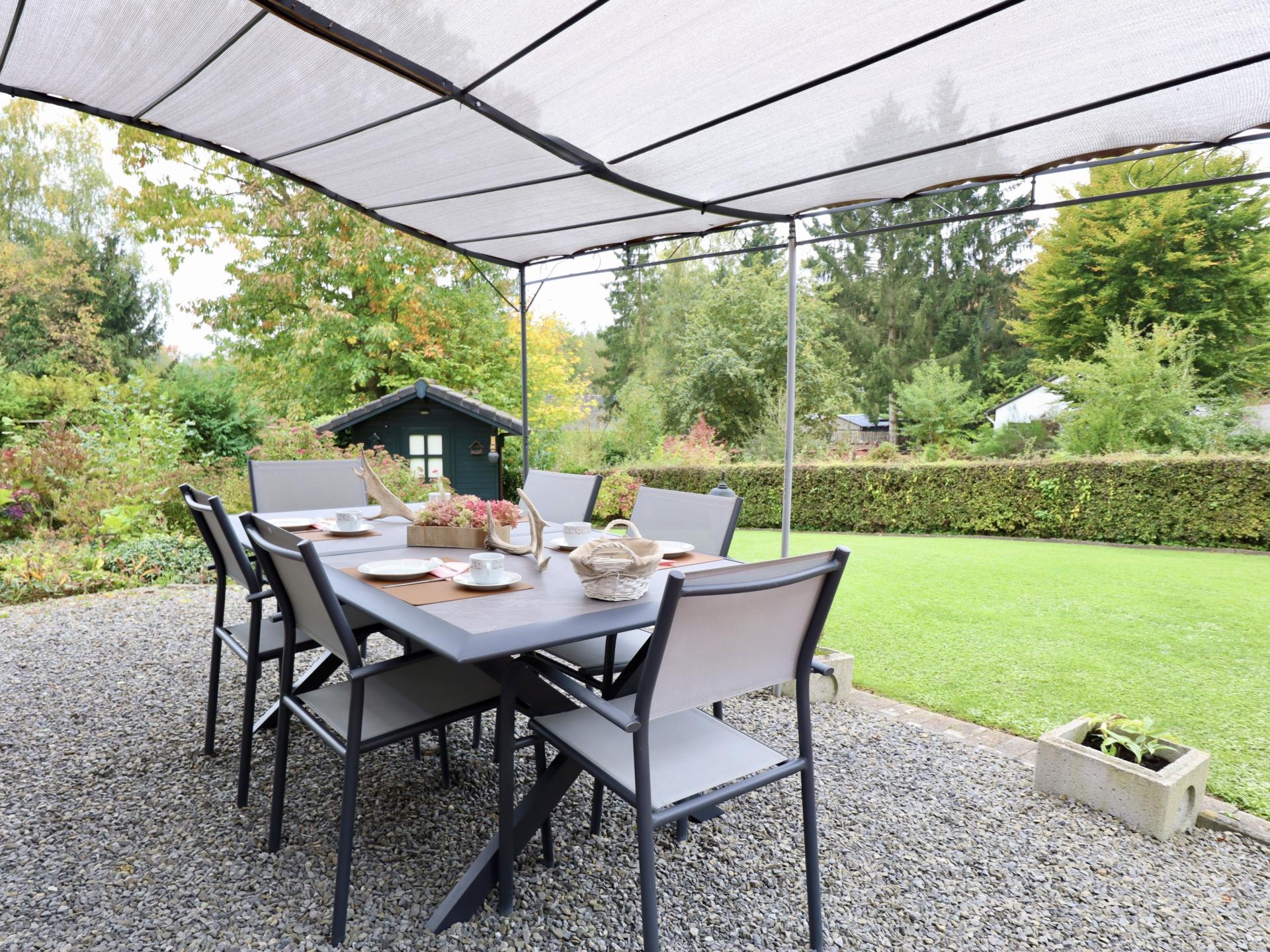 6-persoons vrijstaand vakantiehuis met tuin in Rendeux - foto 7