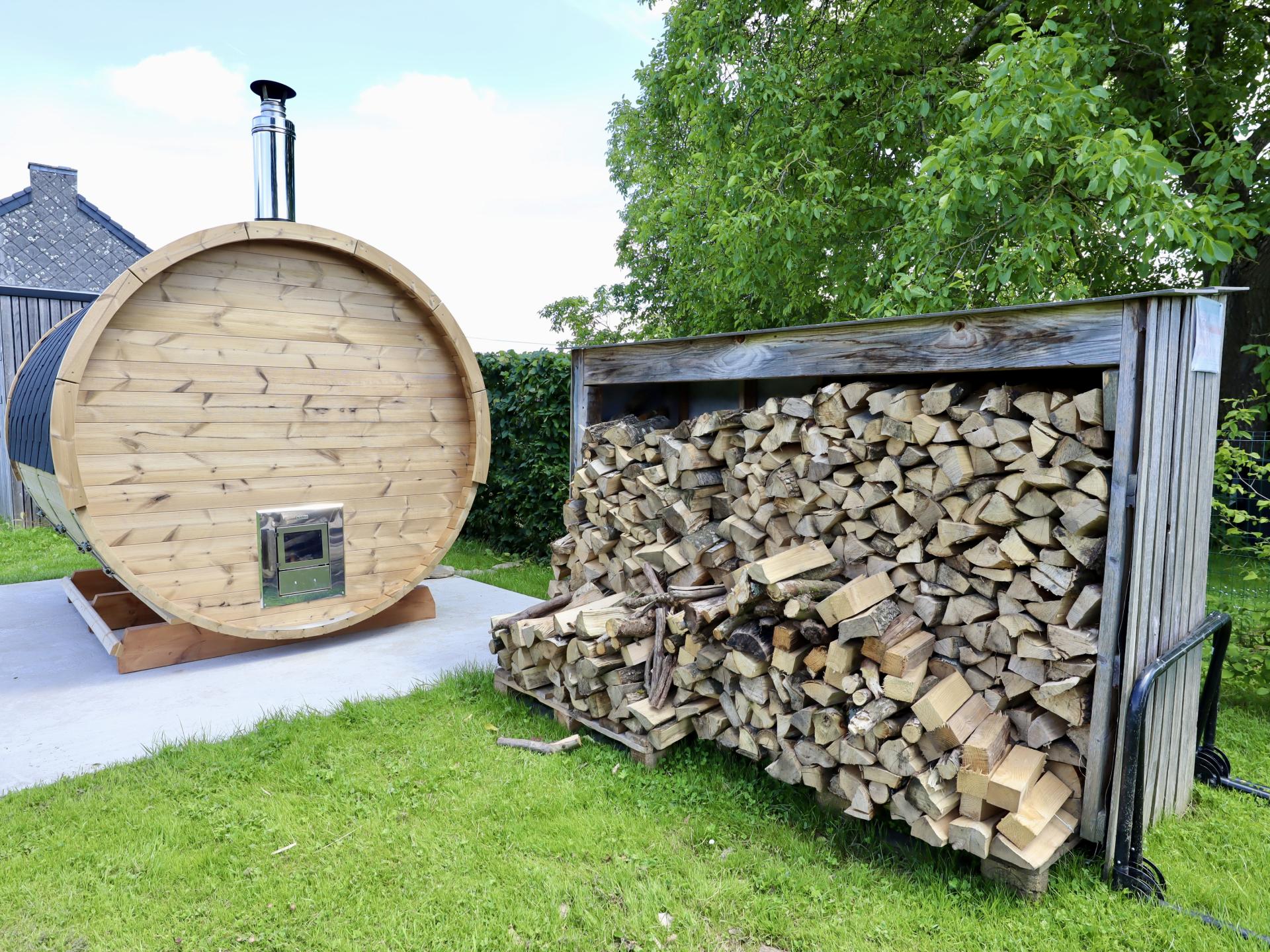 10-persoons vakantiehuis in Gesves met zwembad en sauna - foto 38