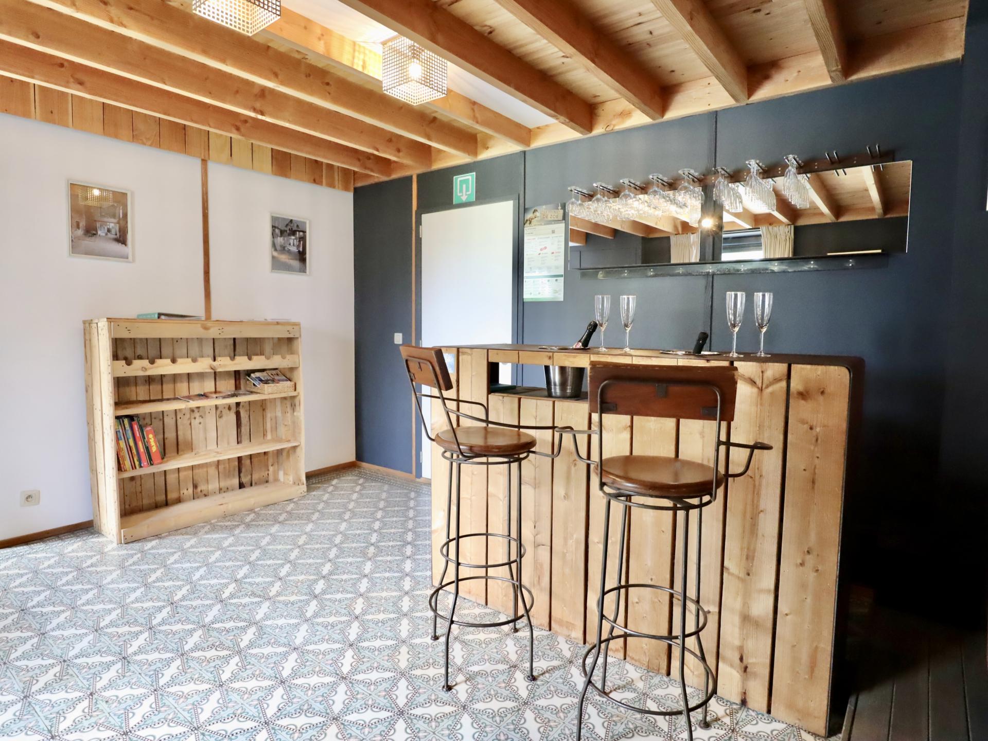 10-persoons vakantiehuis in Gesves met zwembad en sauna - foto 11
