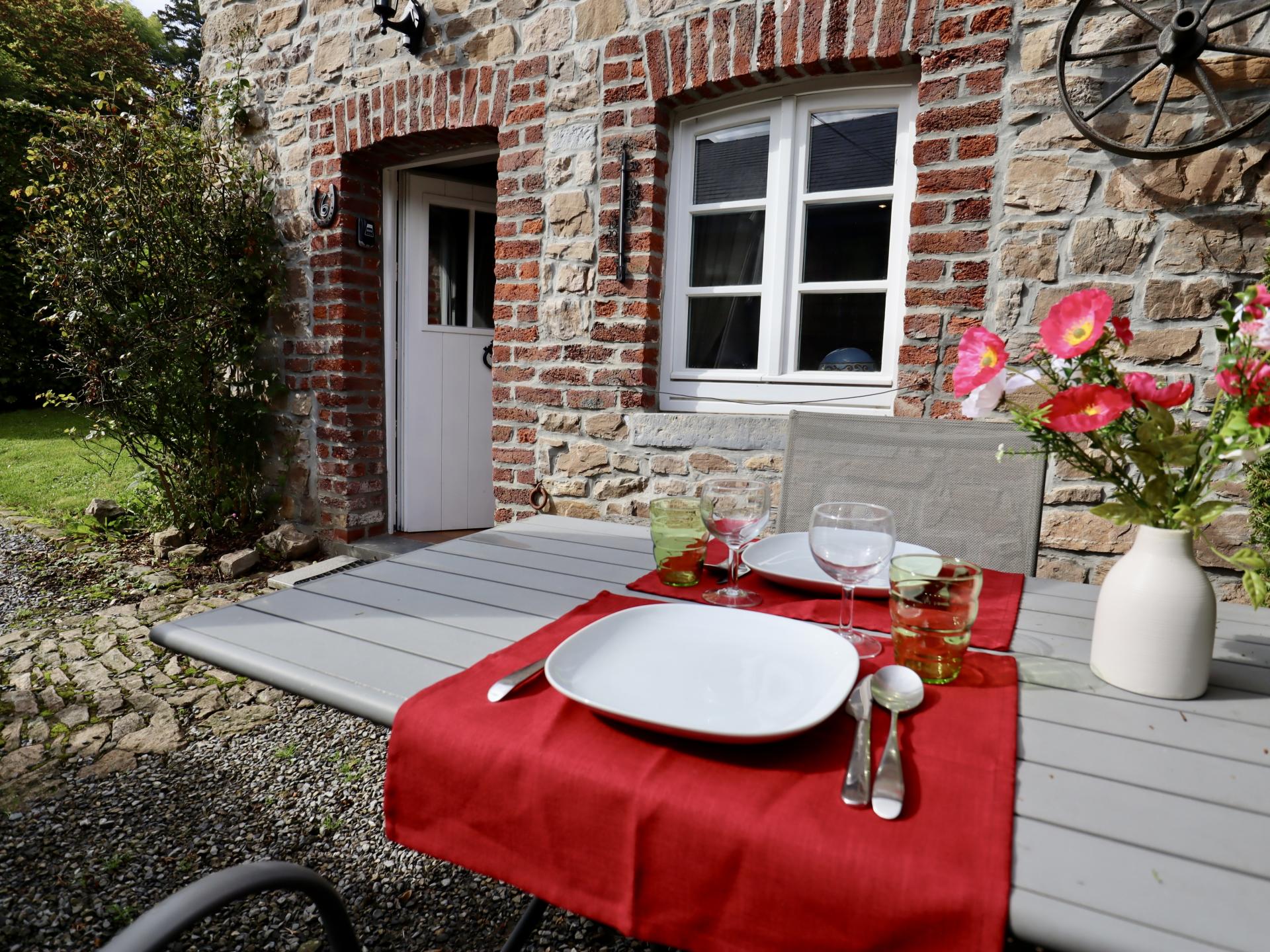 2-persoons vakantiehuis in Manhay met eigen tuin - foto 6