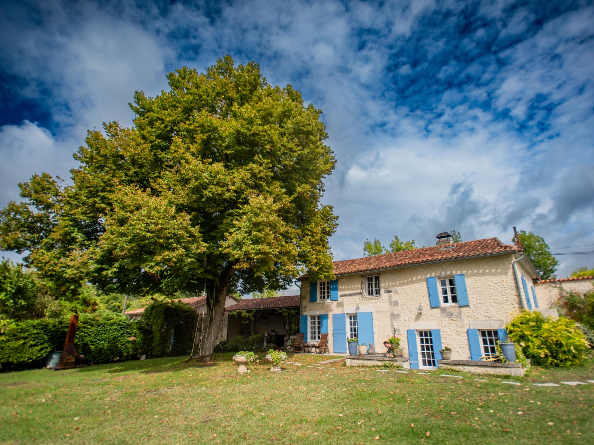 Groot familiehuis met privézwembad en glijbaan in de Dordogne - foto 27