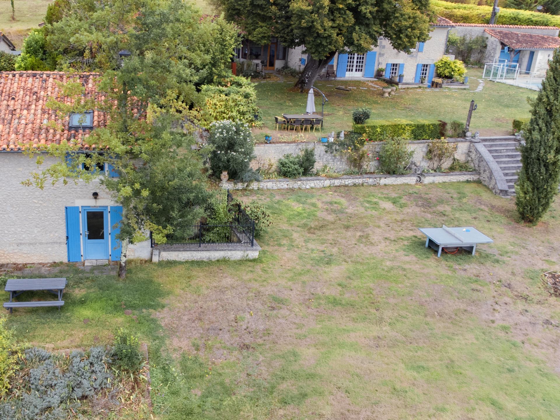 Groot familiehuis met privézwembad en glijbaan in de Dordogne - foto 52