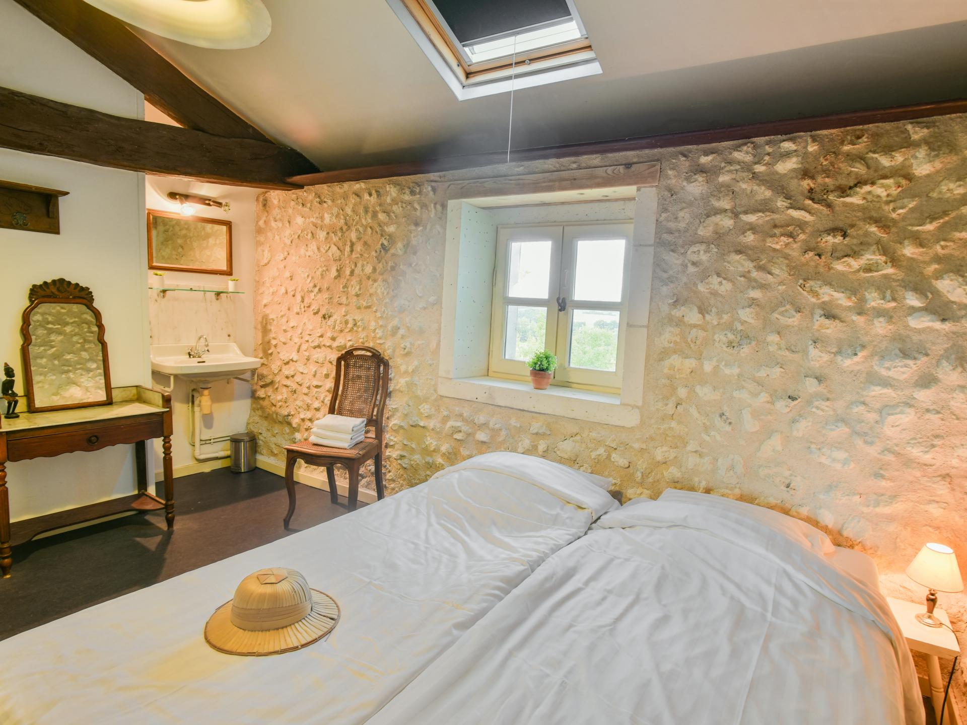 Groot familiehuis met privézwembad en glijbaan in de Dordogne - foto 37
