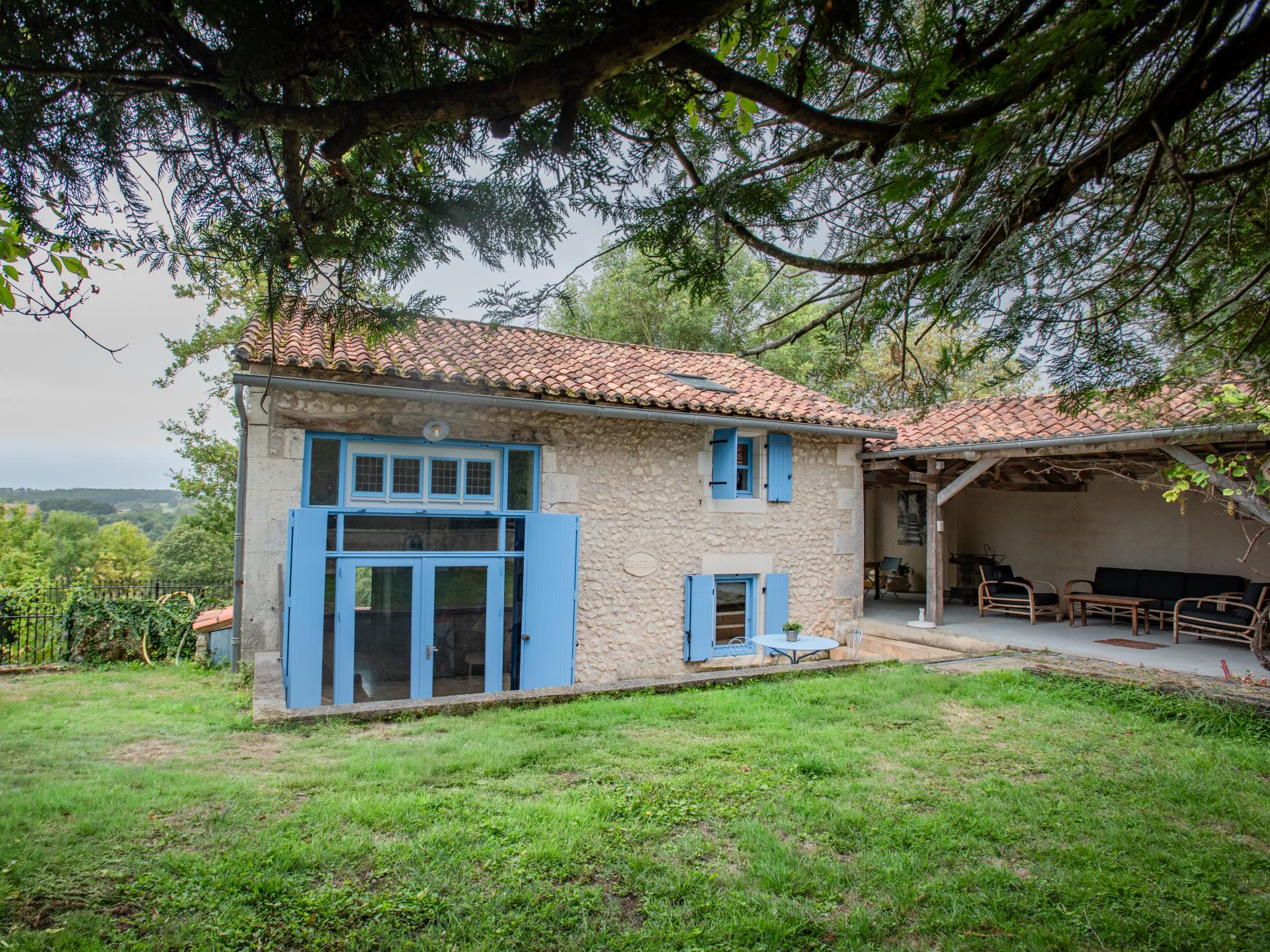 Groot familiehuis met privézwembad en glijbaan in de Dordogne - foto 45