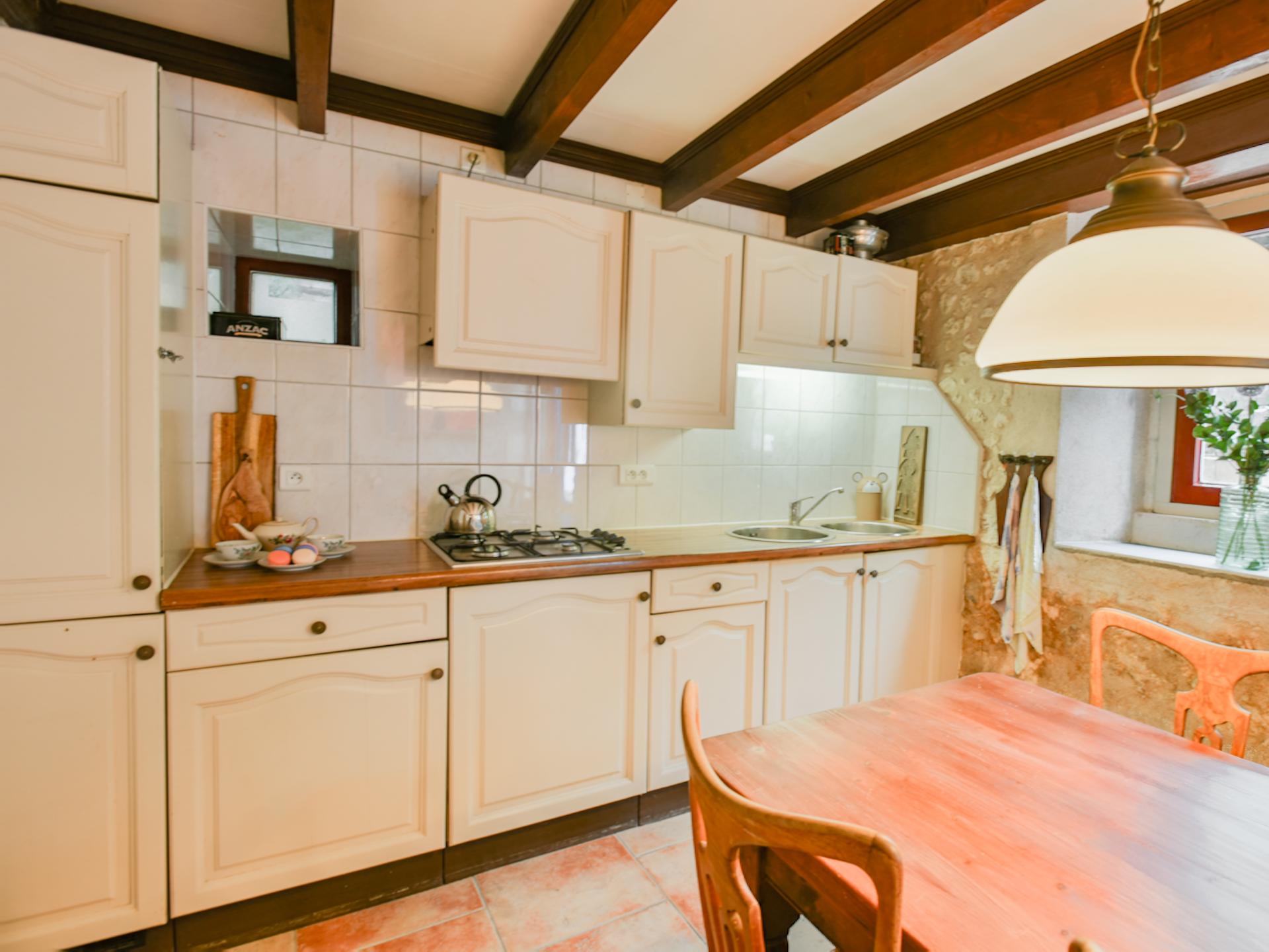 Groot familiehuis met privézwembad en glijbaan in de Dordogne - foto 36