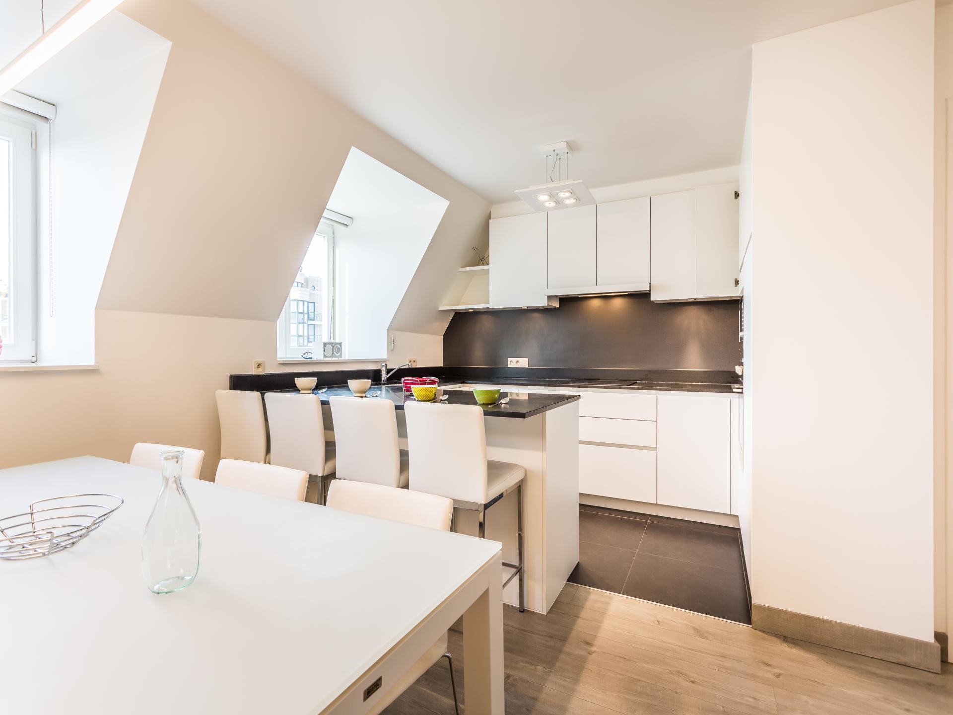 4-persoons lichtrijk hoekappartement in centrum Koksijde - foto 2