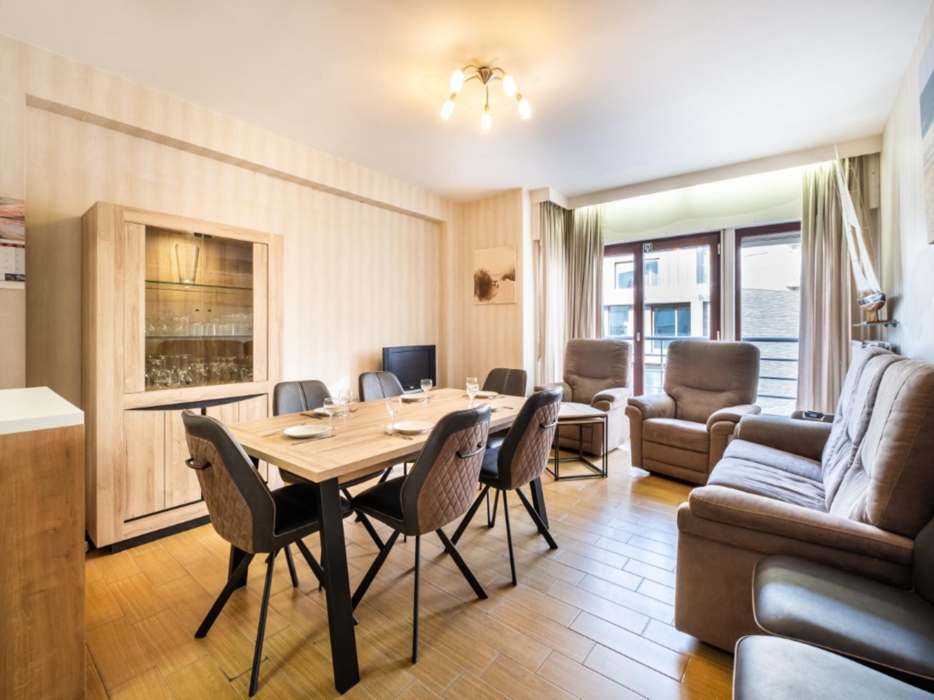 Aan zee: 6-persoons appartement met zeezicht in Sint-Idesbald - foto 1