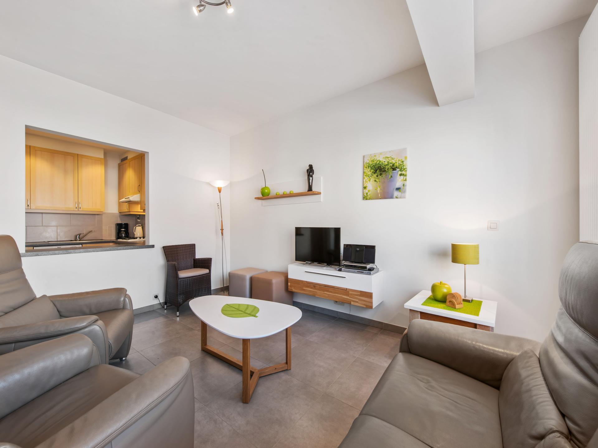 6-persoons appartement in hartje Koksijde, 500 m van zee - foto 3