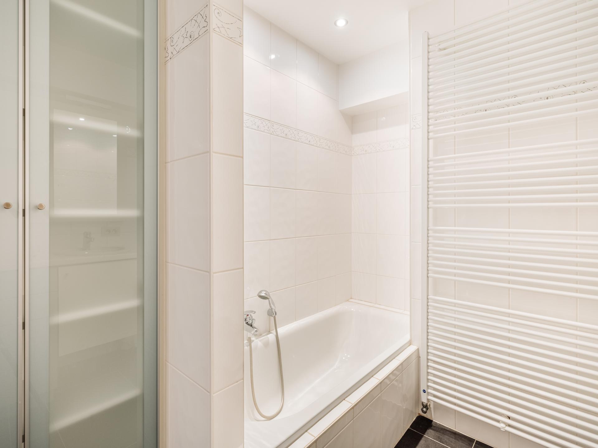 Centraal gelegen ruim appartement met zijdelings zeezicht in Koksijde - foto 13