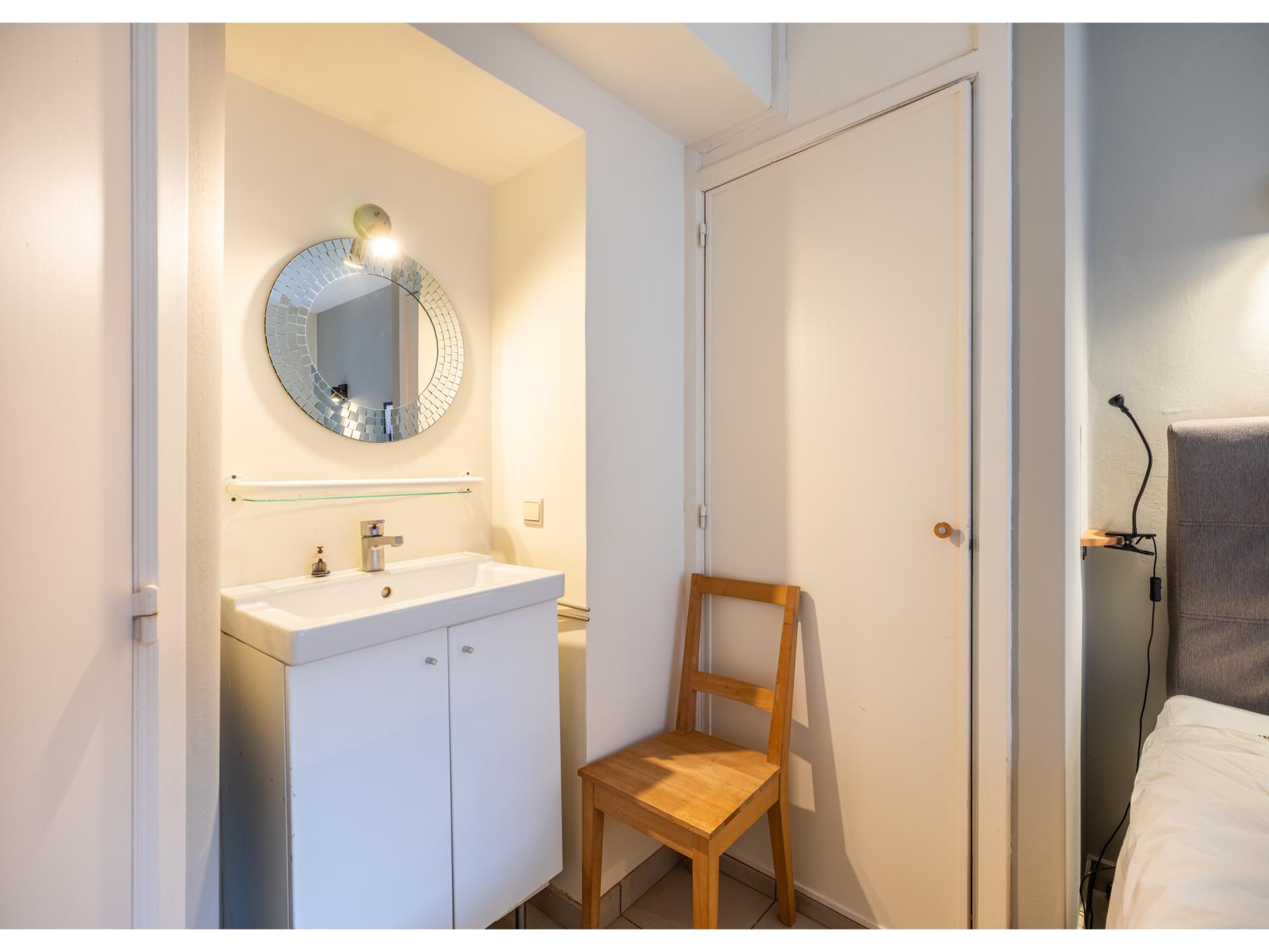 Gerenoveerd appartement met zeezicht op de Zeedijk van Koksijde - foto 16