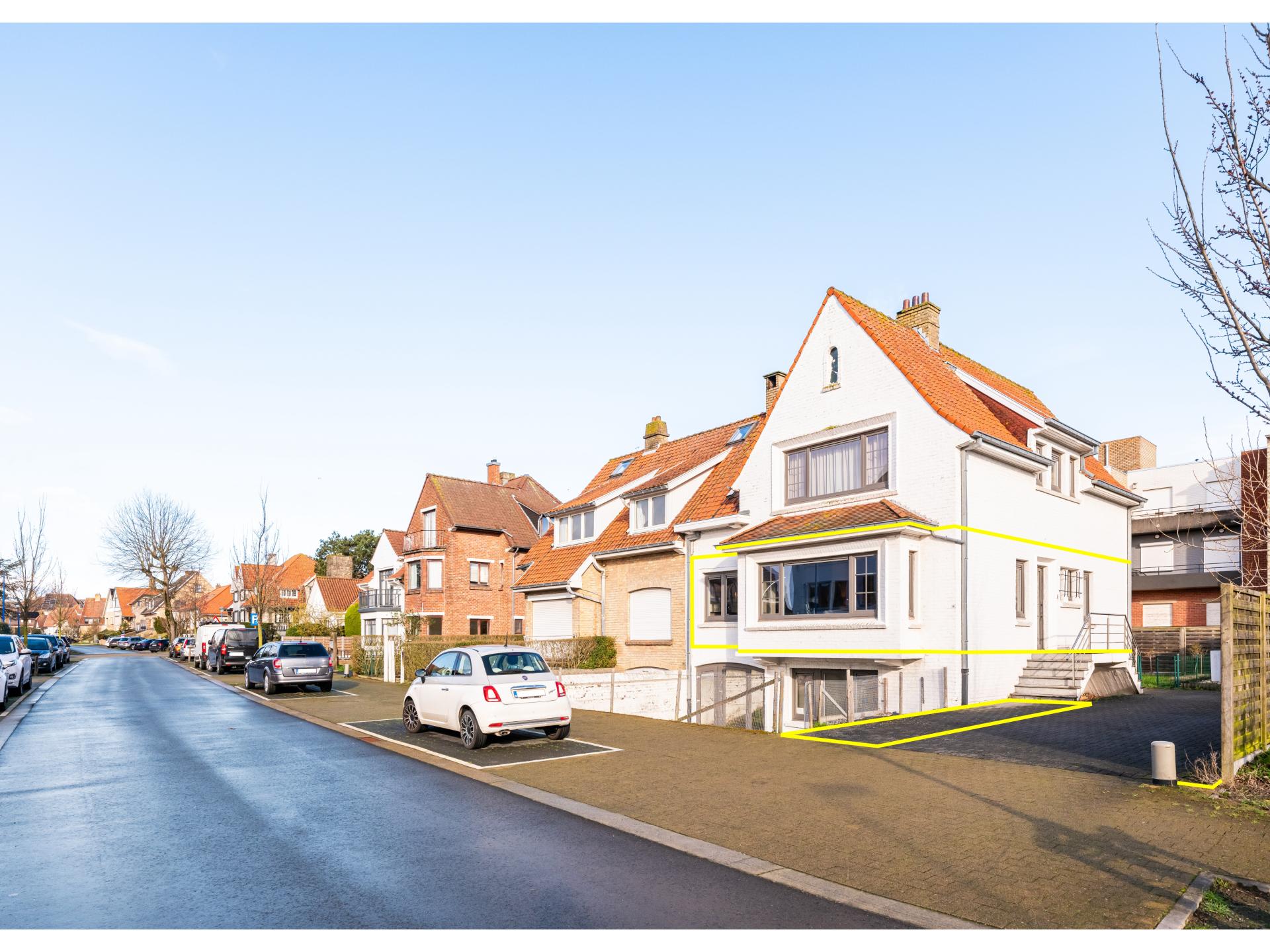 6-persoons appartement met terras in centrum Koksijde, 500 m van zee - foto 1