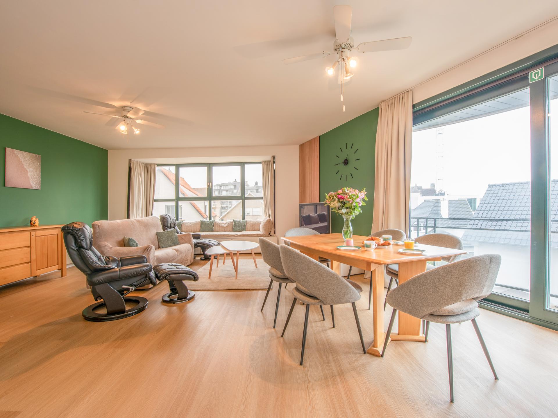 Aan zee: 7-persoons appartement in centrum Koksijde - foto 1