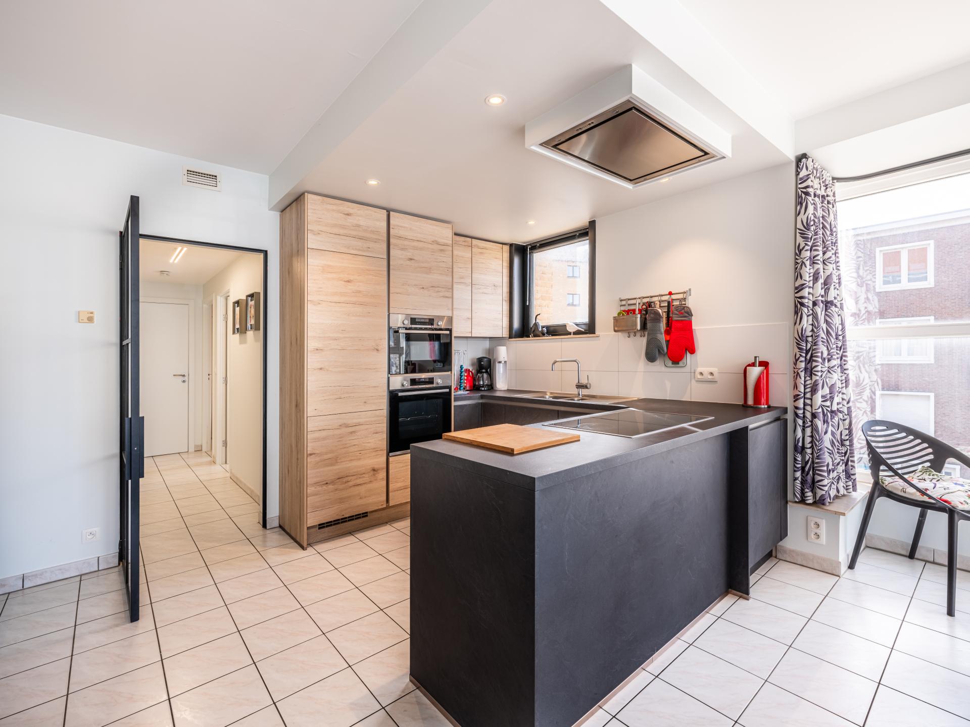 Centraal gelegen appartement in Koksijde met zeezicht · 6 pers. - foto 3