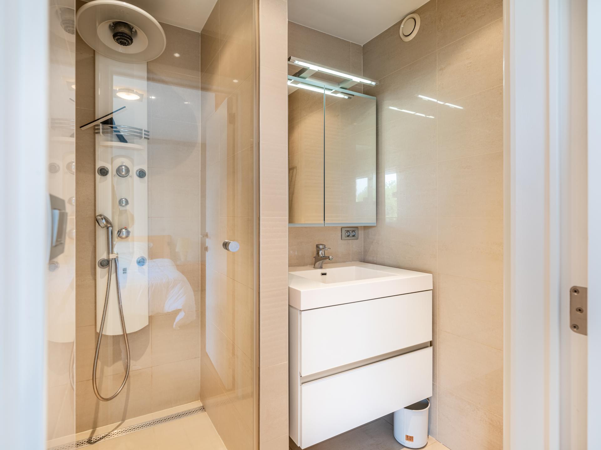 Ruim duplex appartement met zeezicht op 100m van het strand in De Panne - foto 14