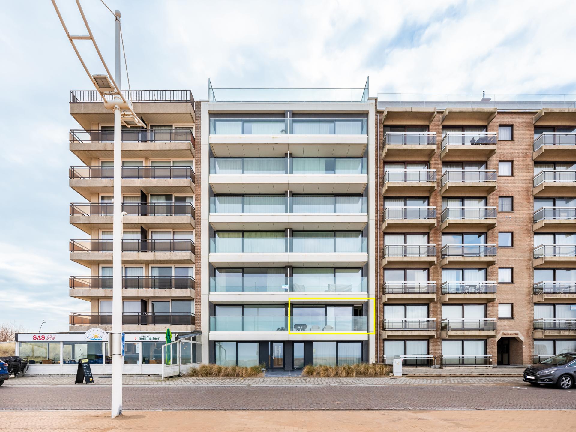 Luxe appartement op de dijk met panoramisch zeezicht in Sint-Idesbald - foto 25