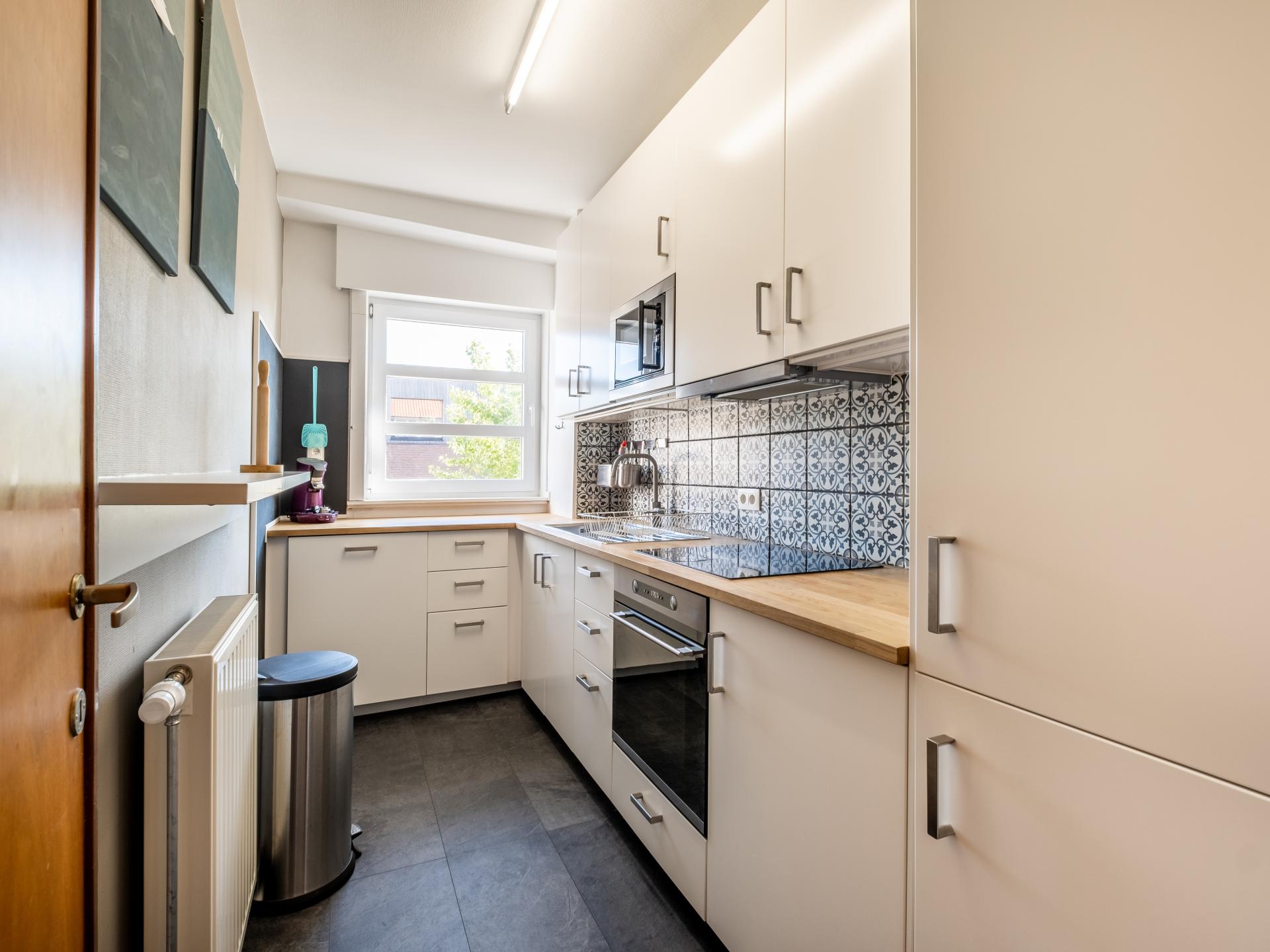 Centraal gelegen ruim appartement in Koksijde met tuin en terras - foto 3
