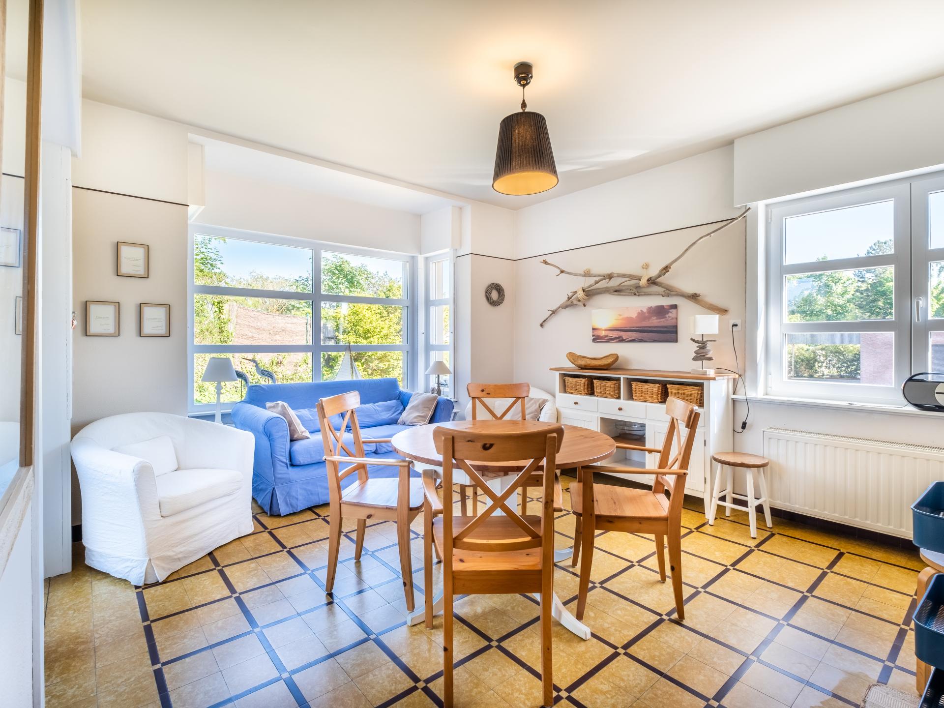 Centraal gelegen ruim appartement in Koksijde met tuin en terras - foto 8