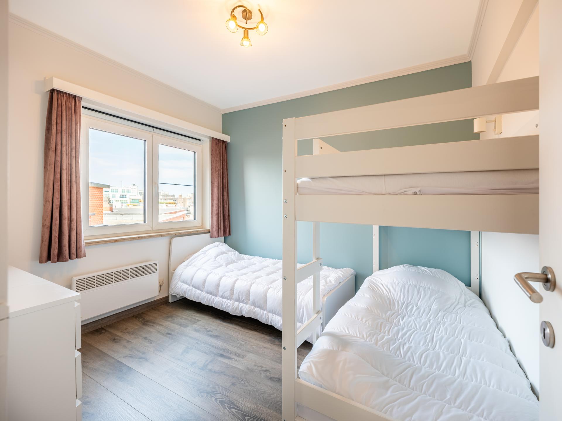 Centraal gelegen penthouse in Koksijde met dakterras en 3 slaapkamers - foto 24