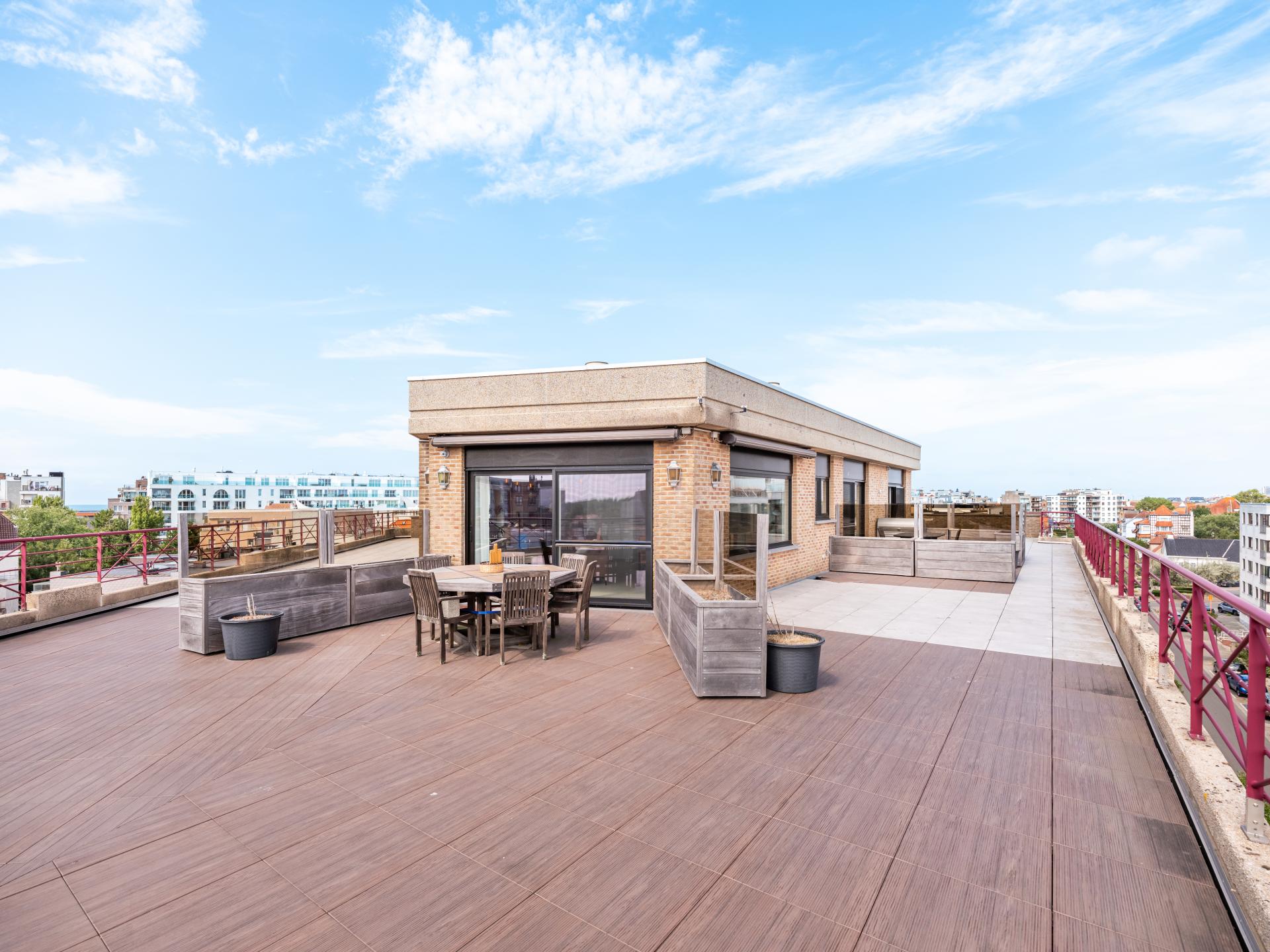 Centraal gelegen penthouse in Koksijde met dakterras en 3 slaapkamers - foto 5