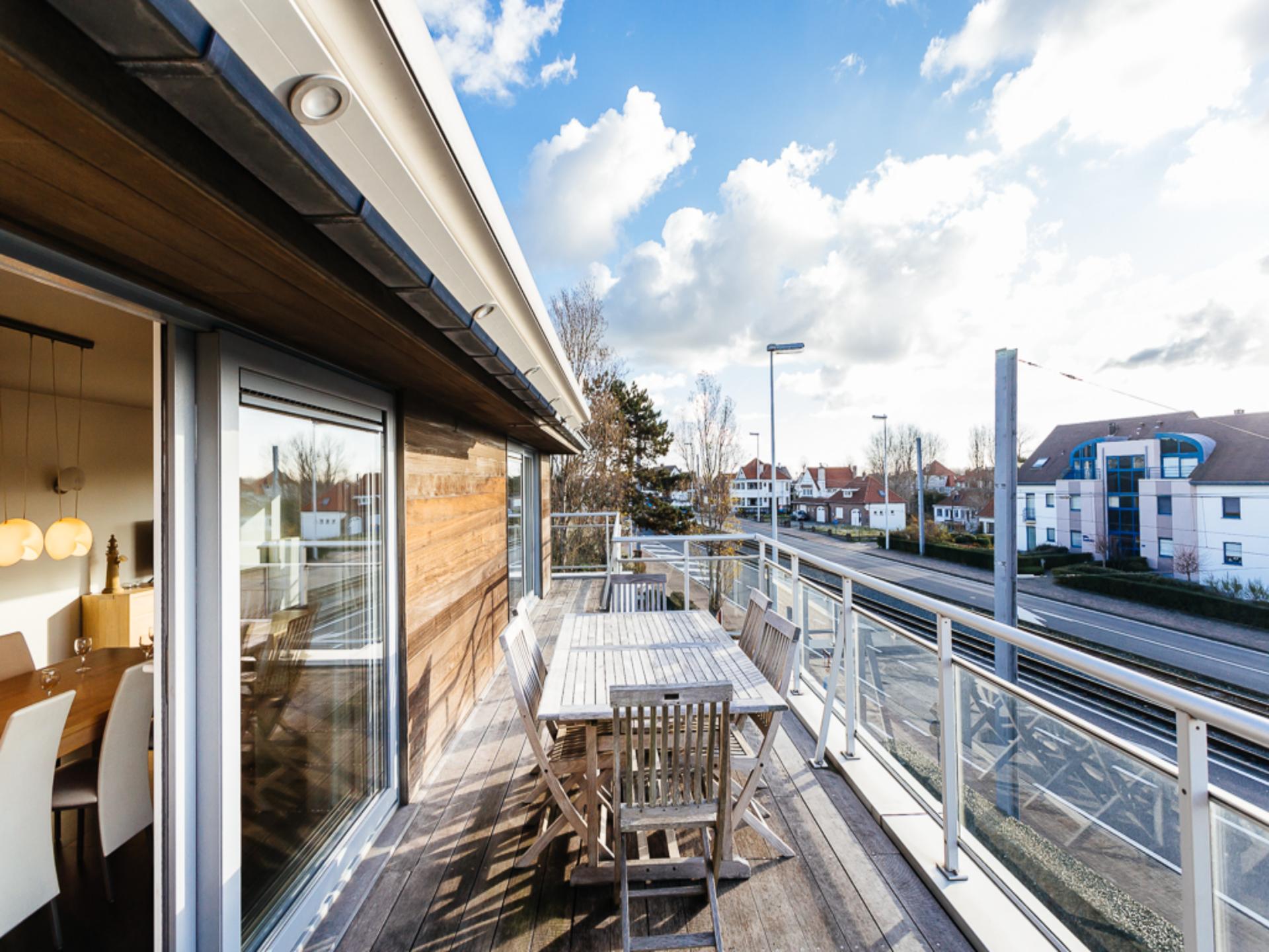 Op 350 m van zee: modern 6-persoons penthouse in Koksijde - foto 3